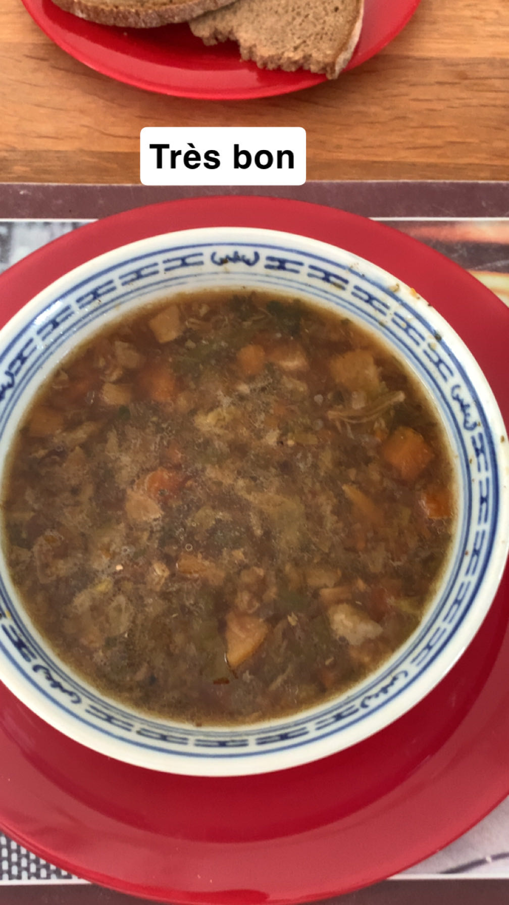Soupe de légumes et pain