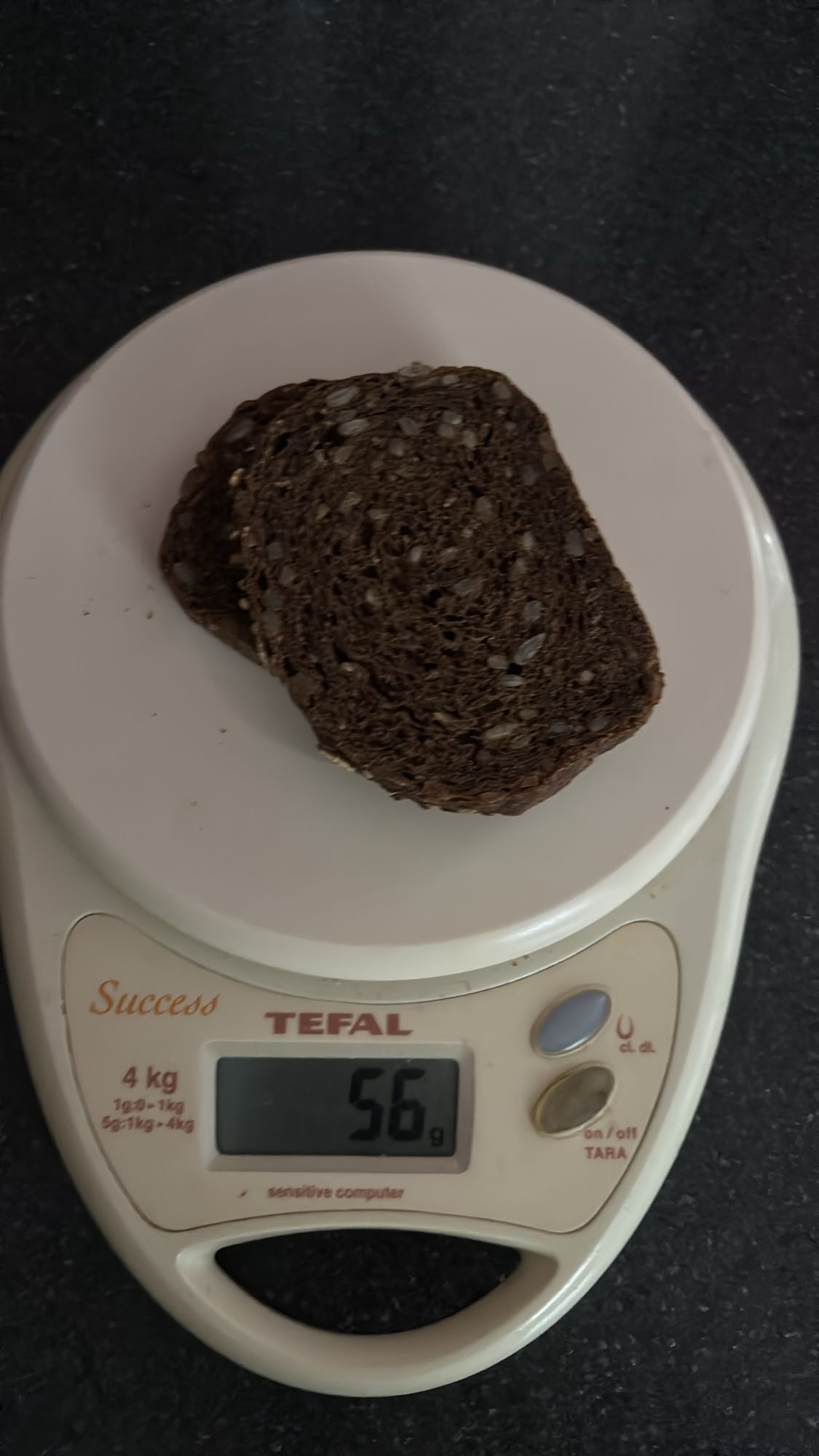 Pain de seigle aux graines