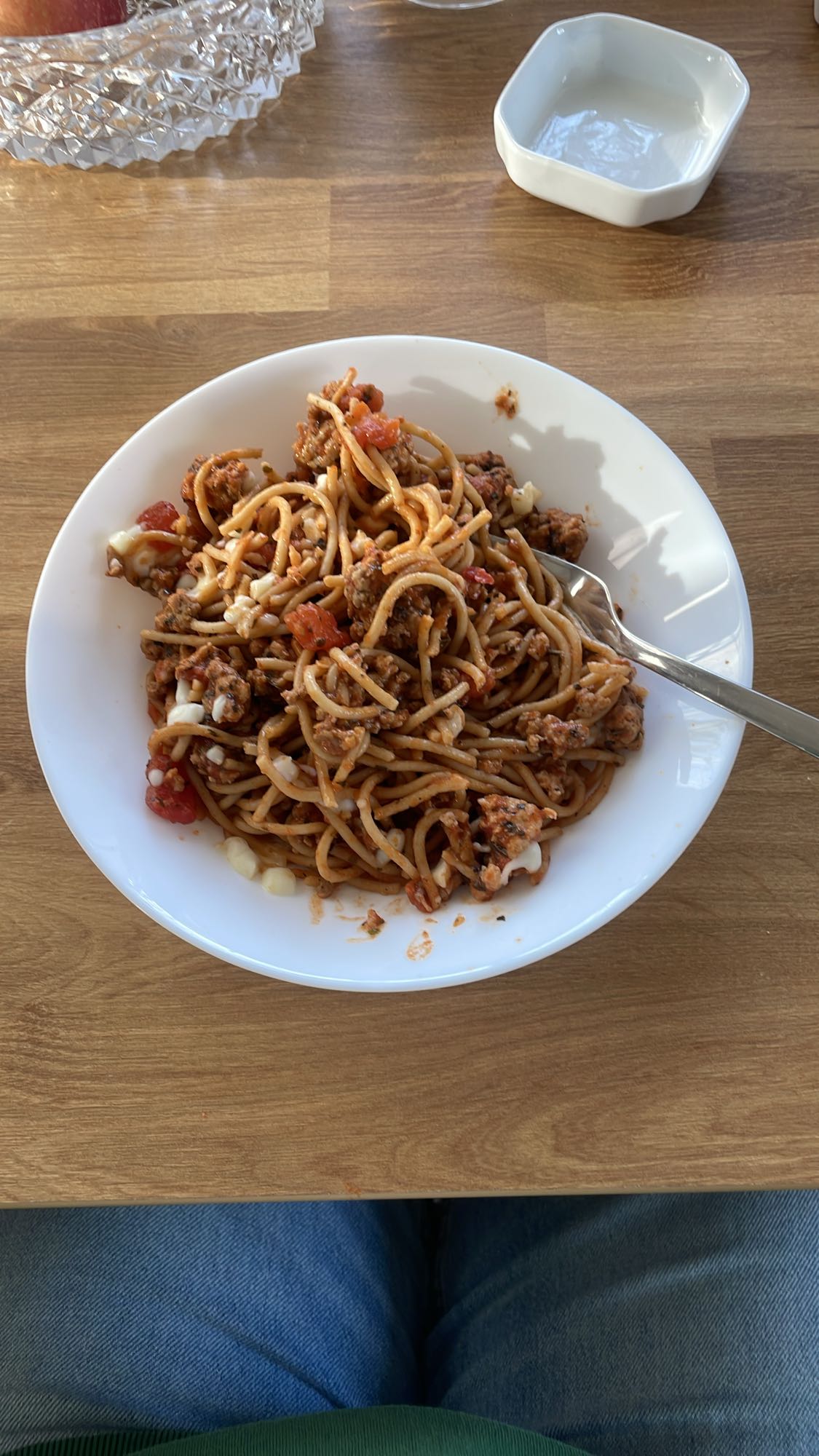 Spaghetti z mięsem i serem