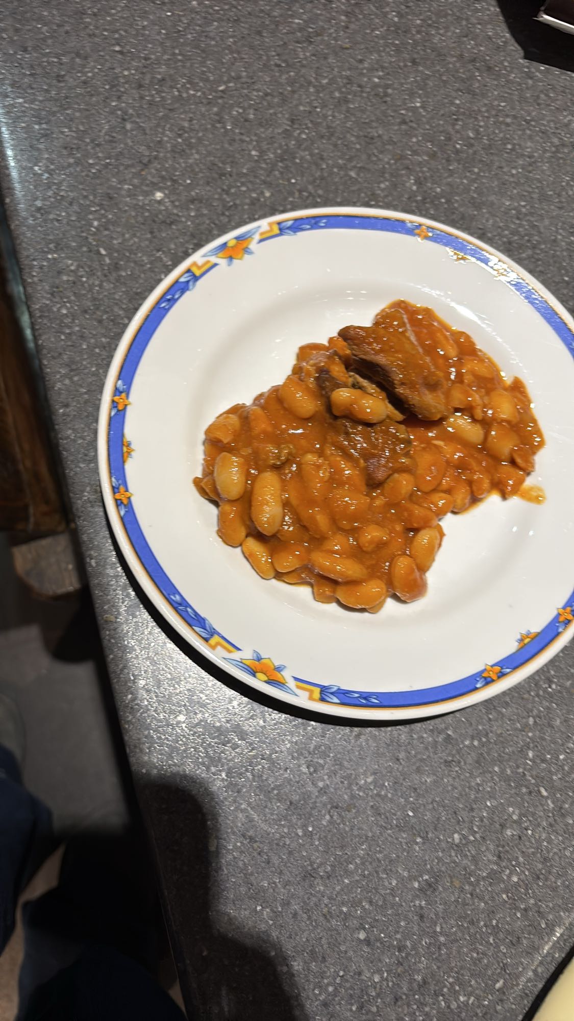 Haricots blancs et viande
