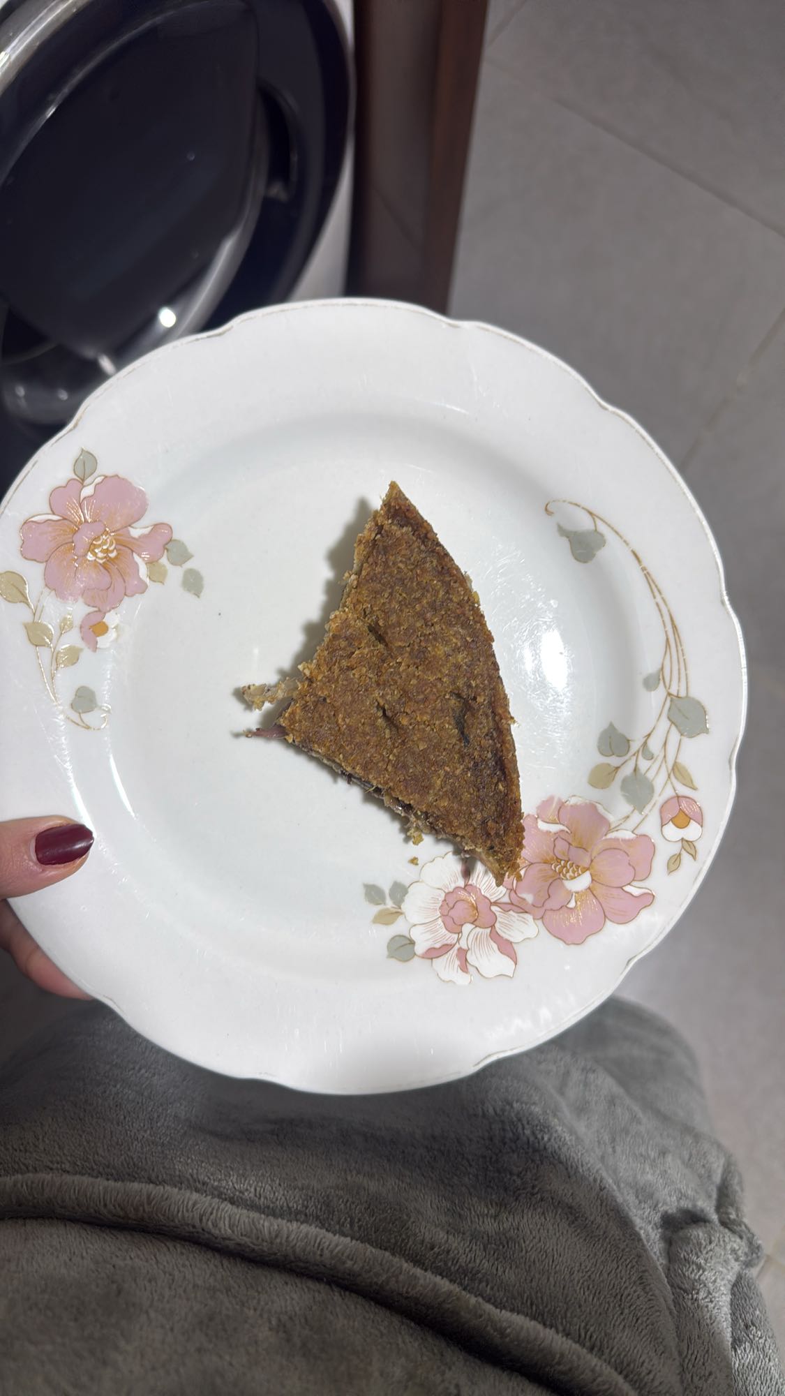 slice of carrot cake