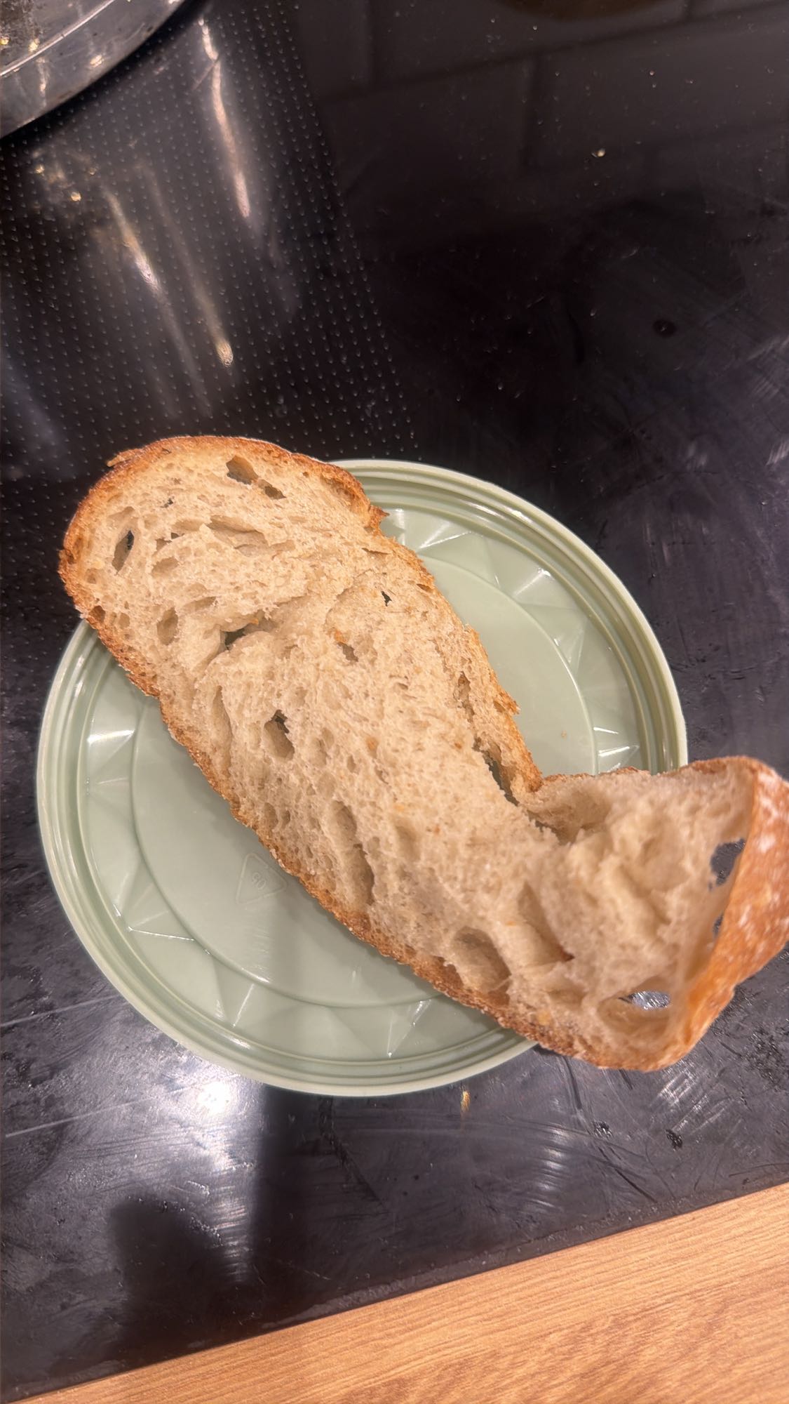 kromka chleba pszennego