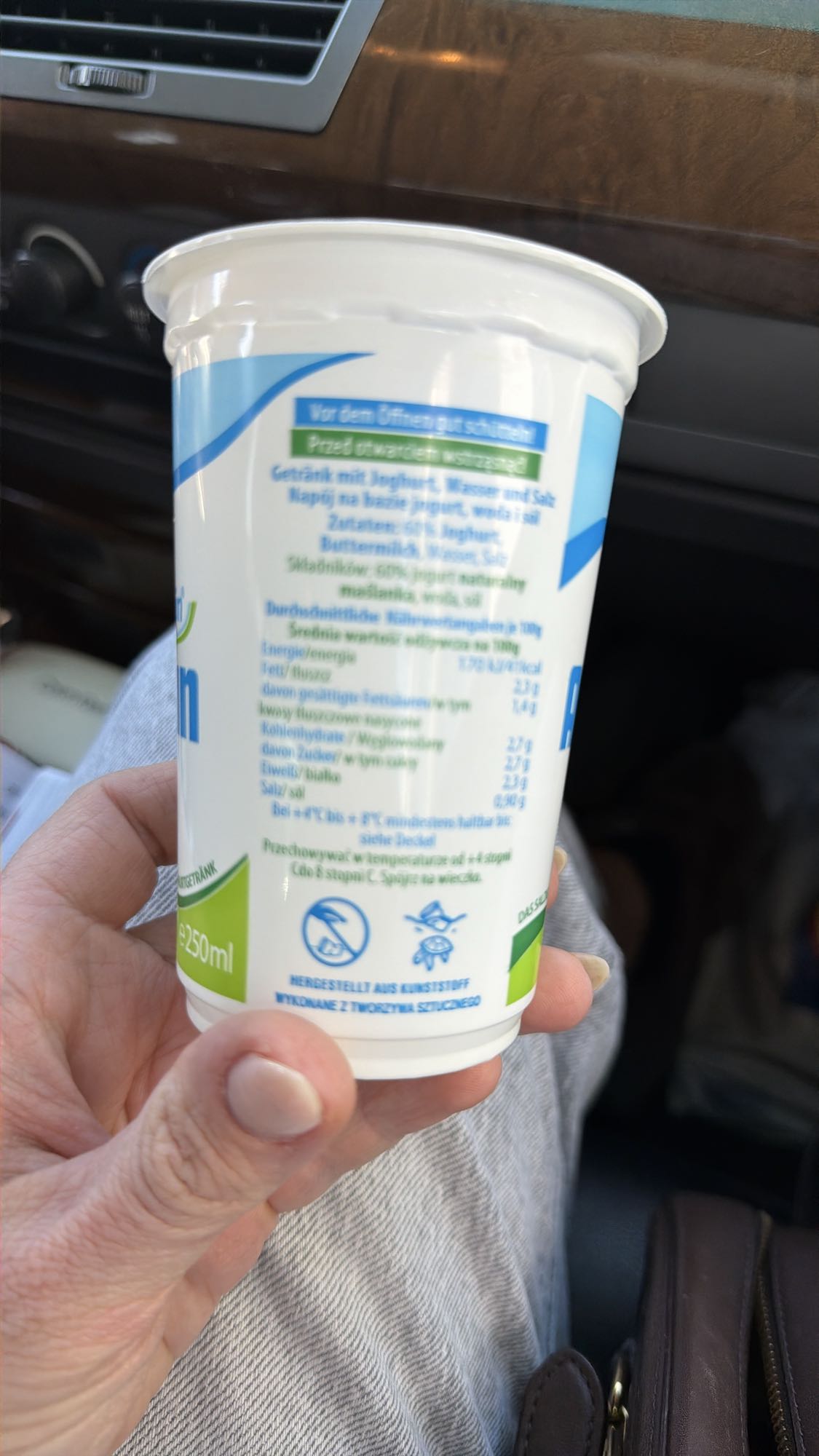 jogurt naturalny pitny