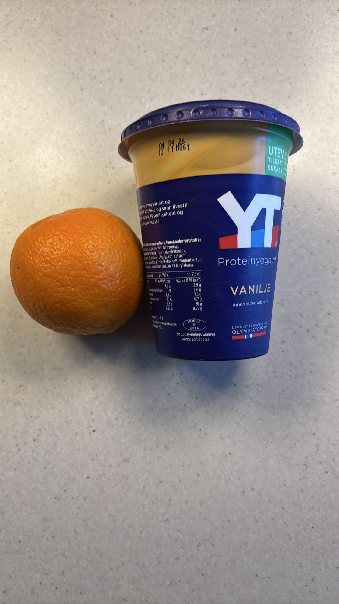 YT vaniljeyoghurt og appelsin
