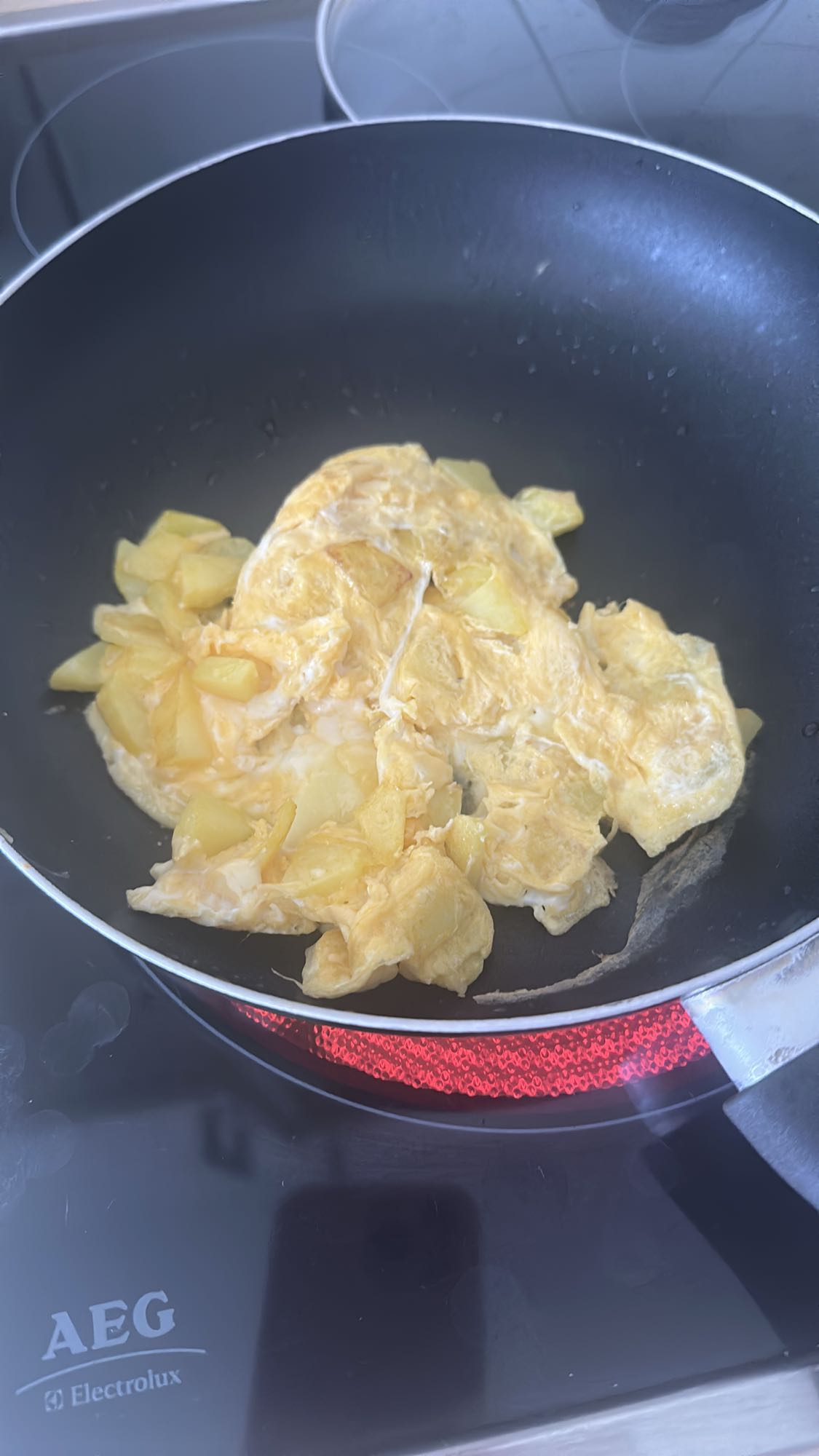 Patatesli Yumurta