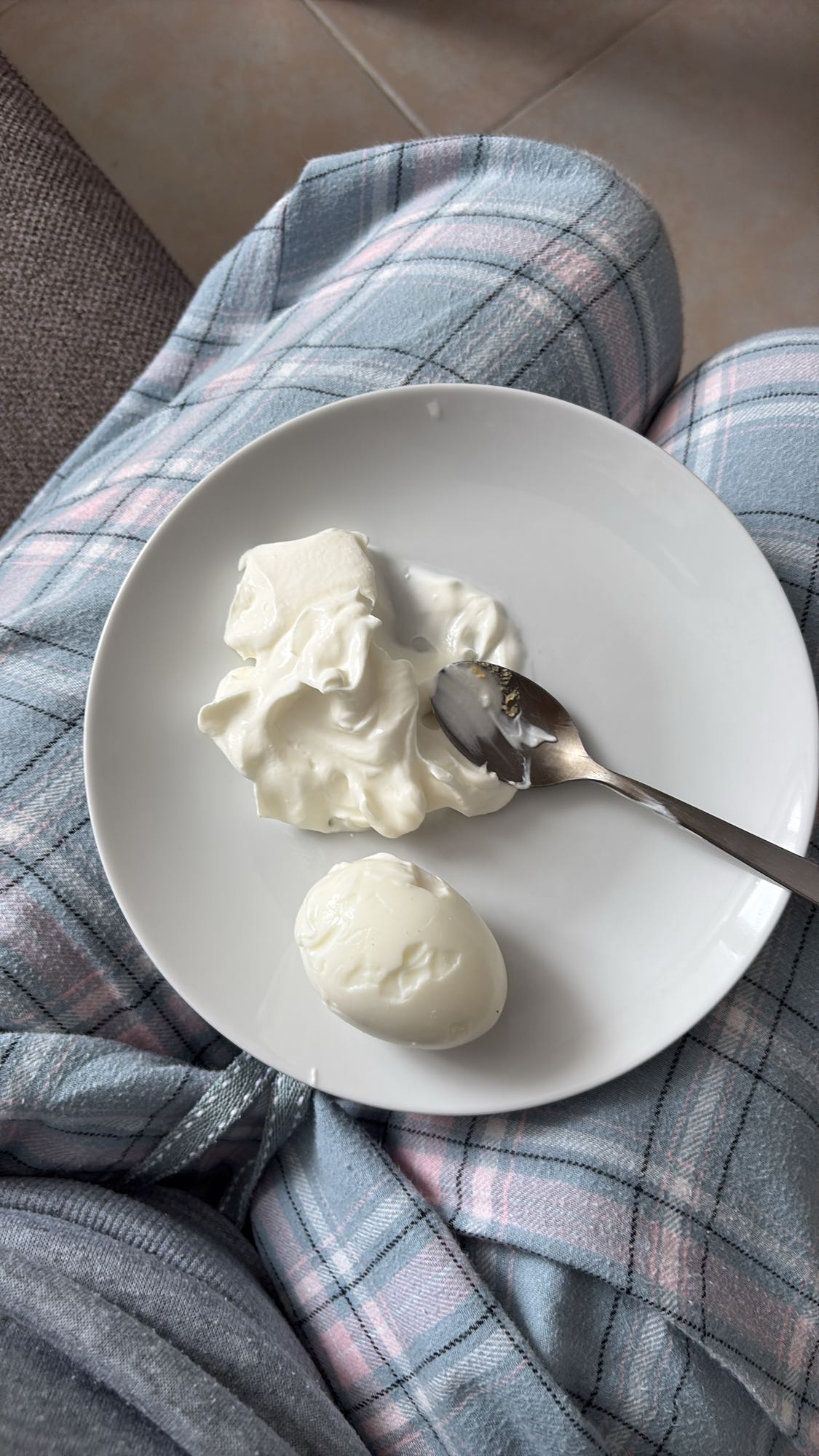 Egg and yogurt plate