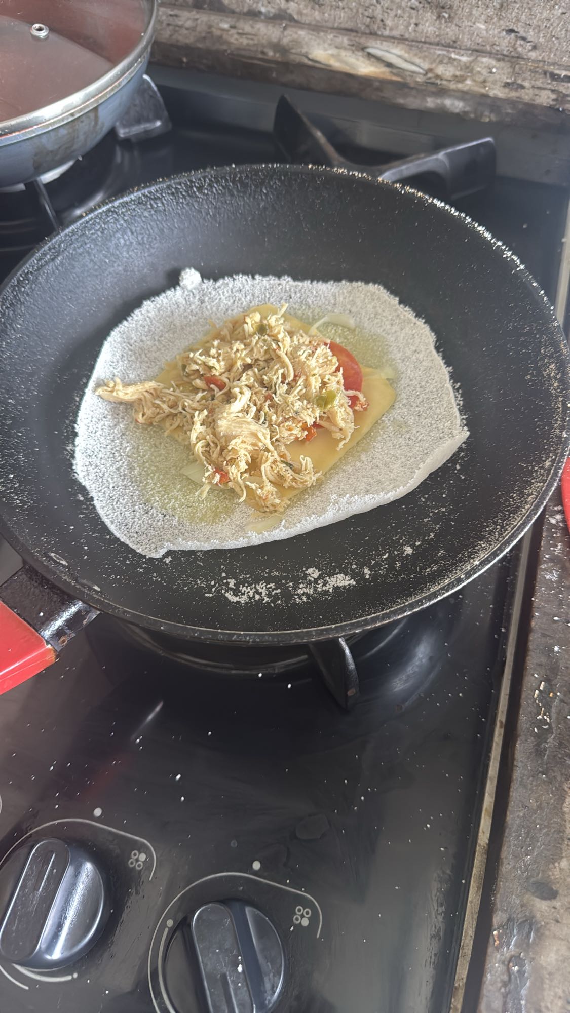 Tapioca com frango e queijo