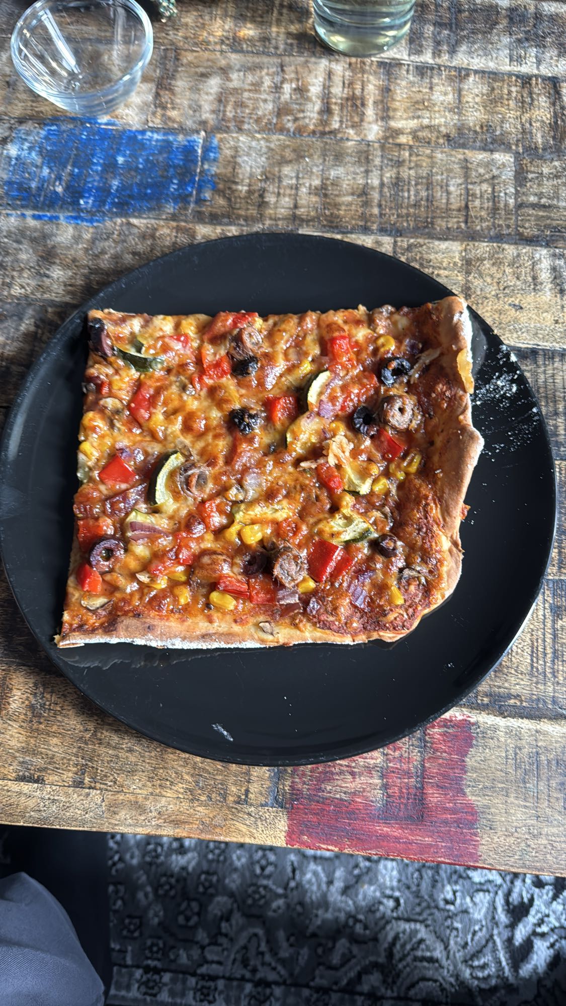 Vegetarische Pizza Stück