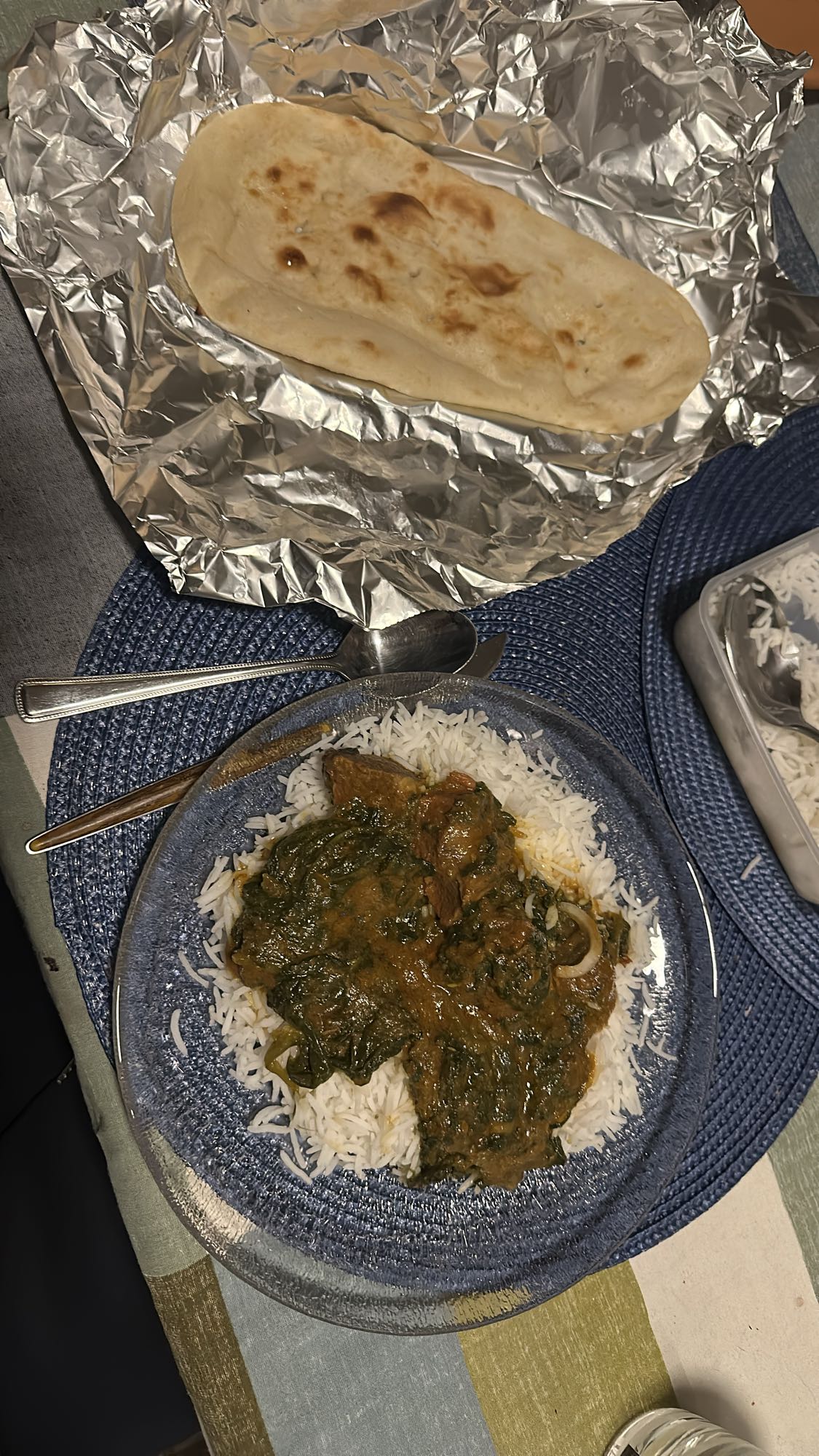 Lammgryta med ris och naan