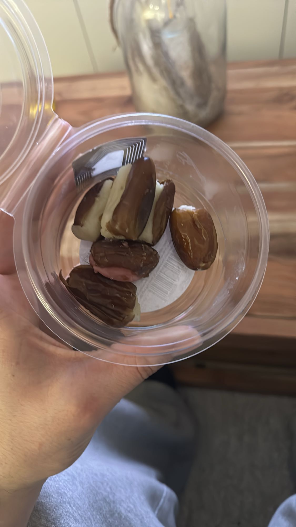 Dattes farcies au chocolat