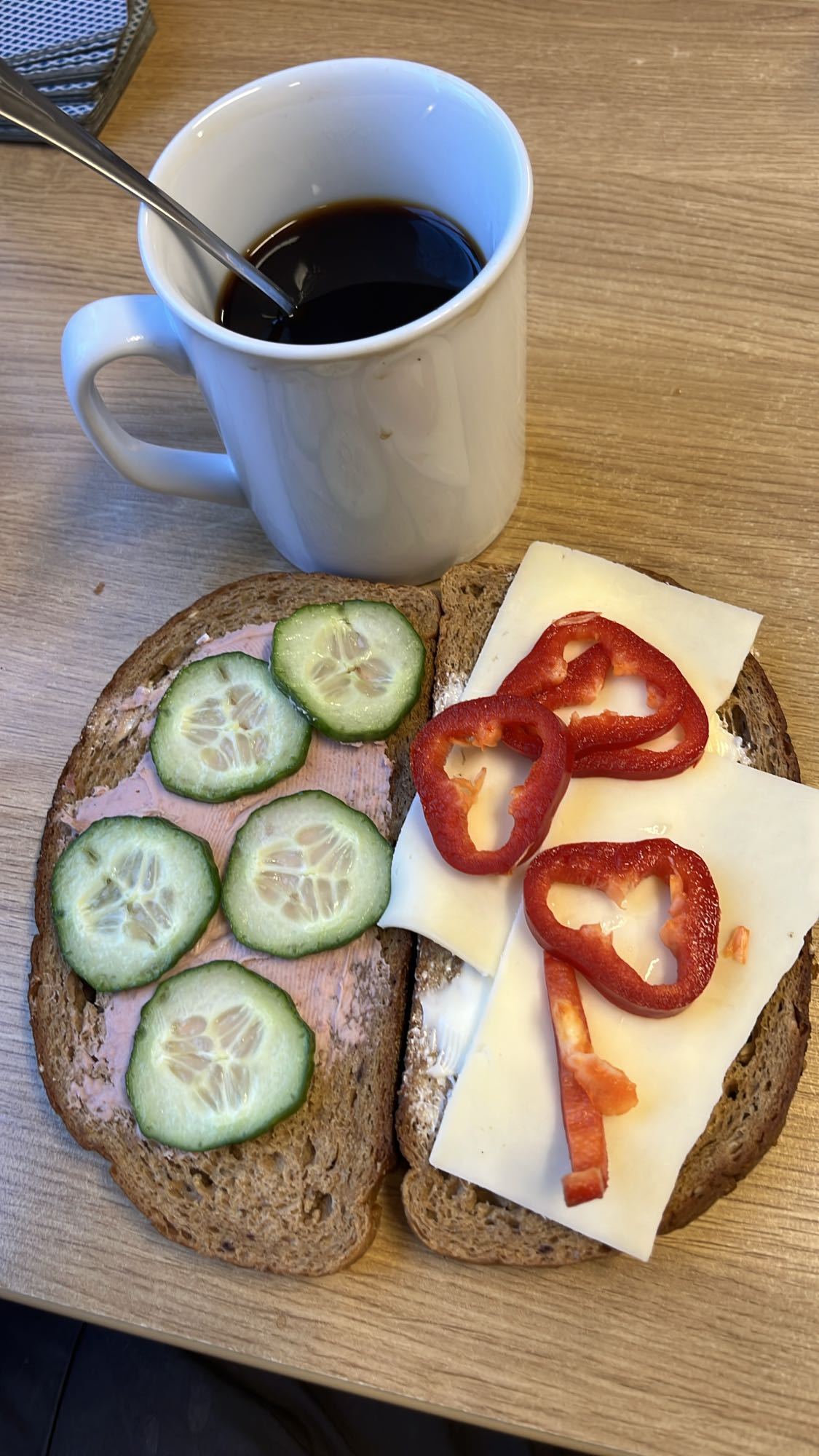 Smörgås med kaffe