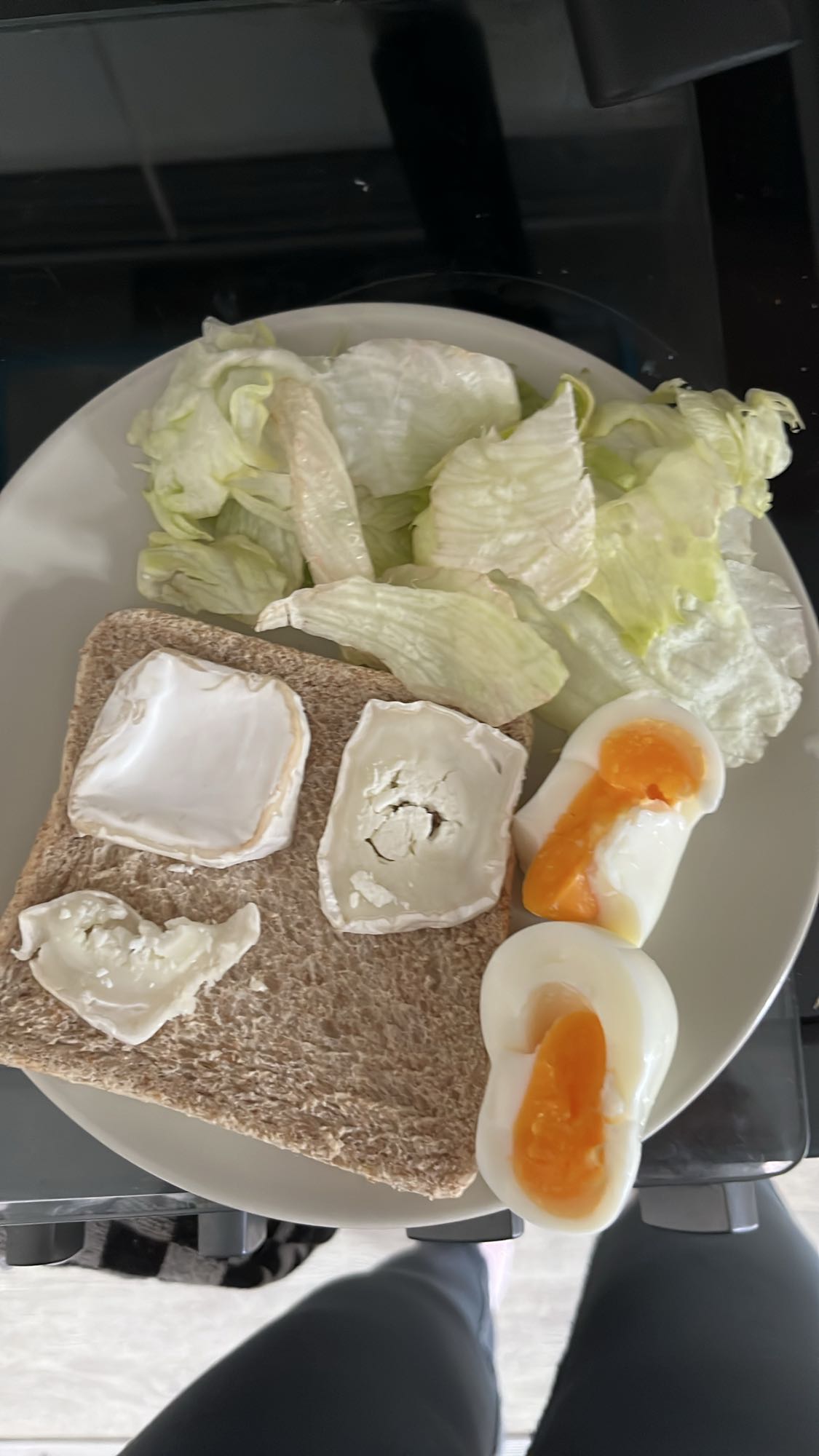 Egg, cheese, lettuce toast