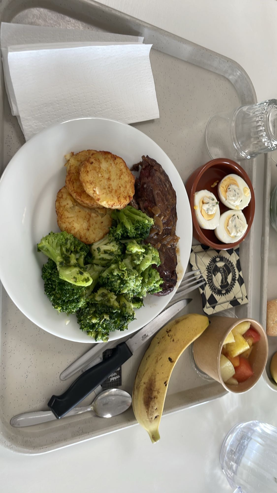 Déjeuner équilibré hôpital