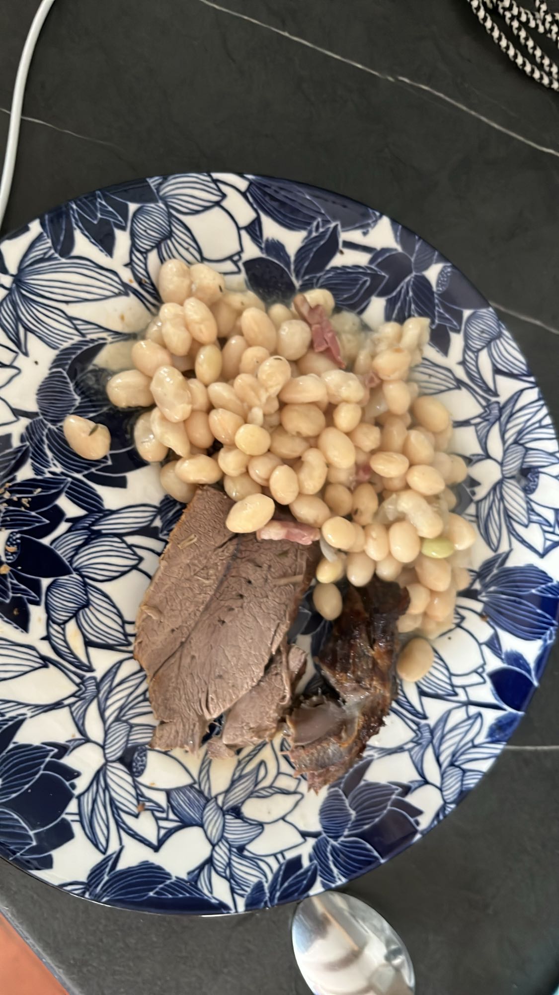 Haricots blancs et boeuf