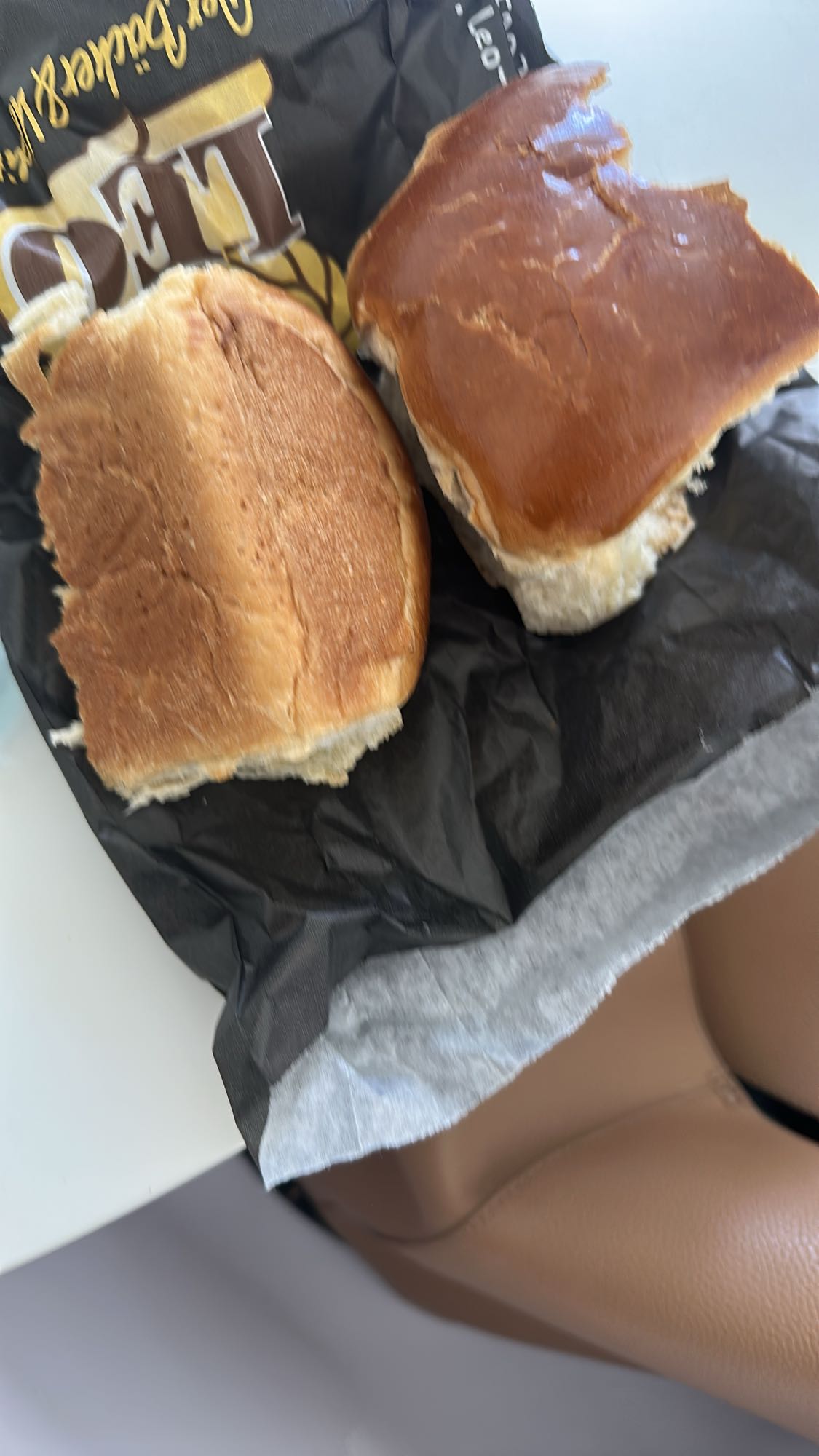 Sade sandviç ekmeği