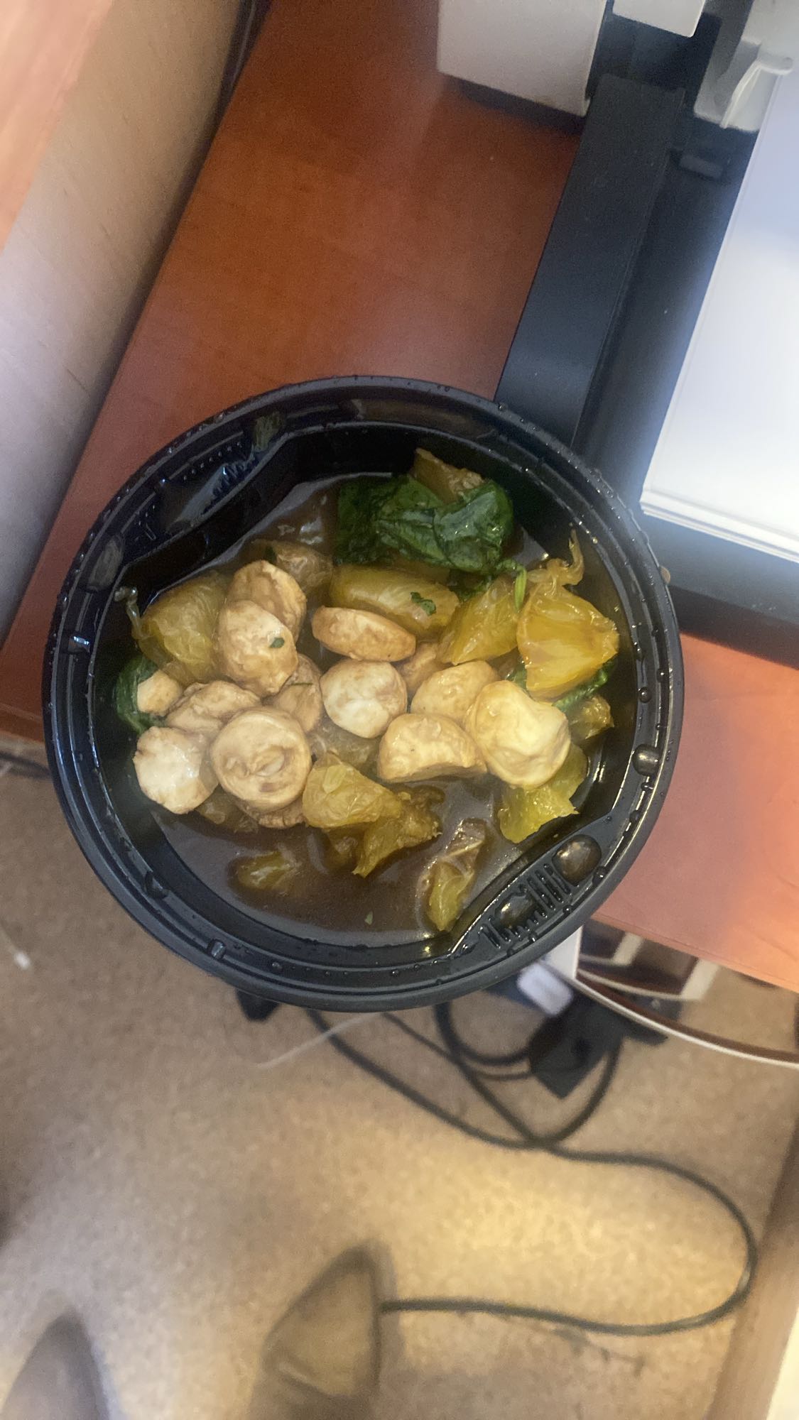 Zupa z warzywami i tofu