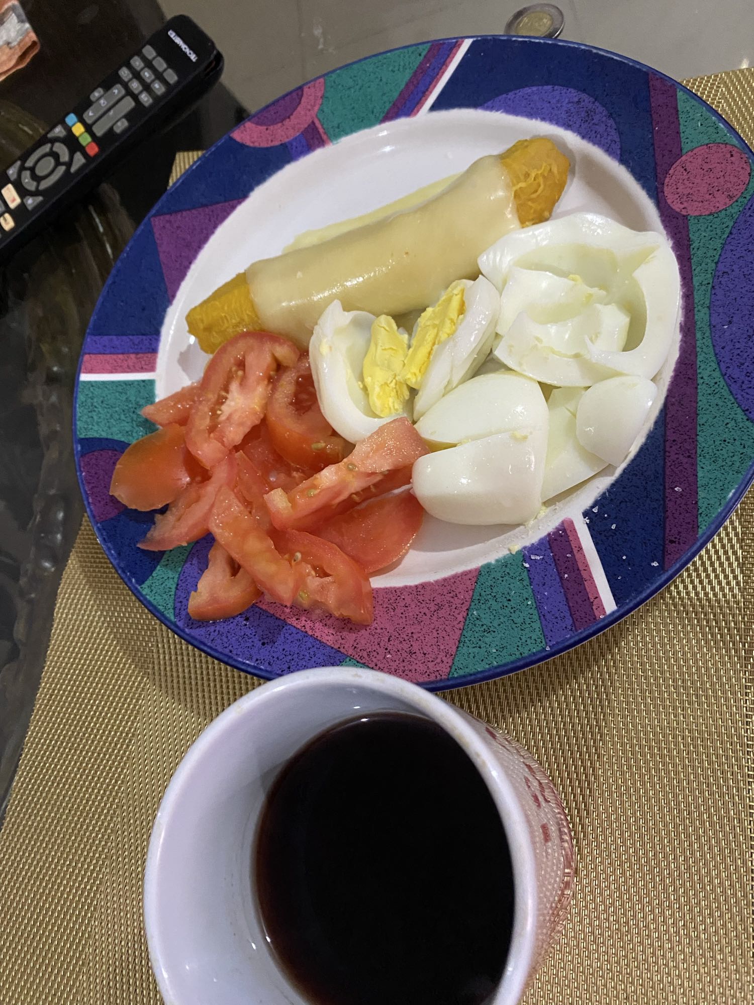 Desayuno con plátano y huevo