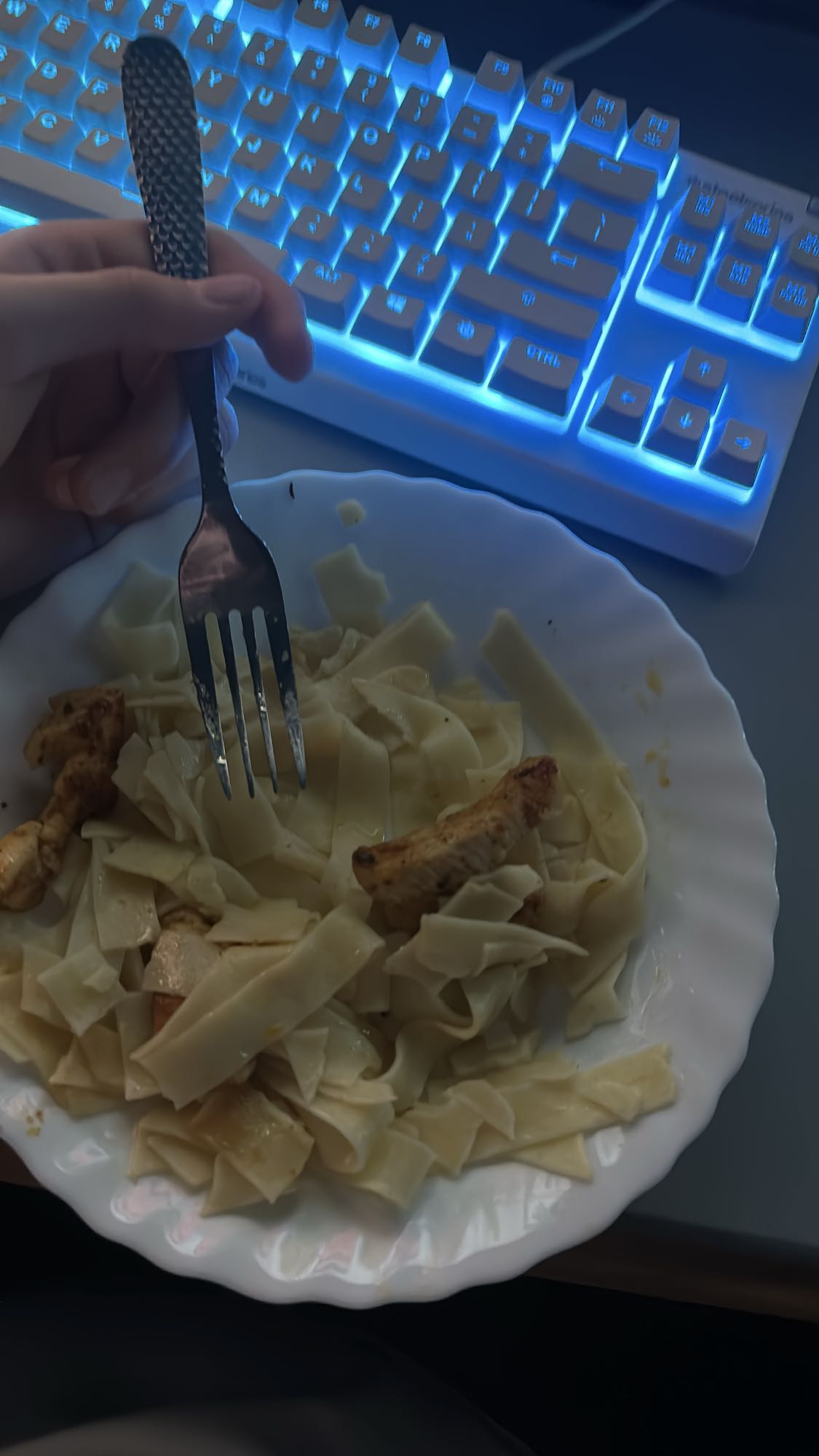 makaron z kurczakiem