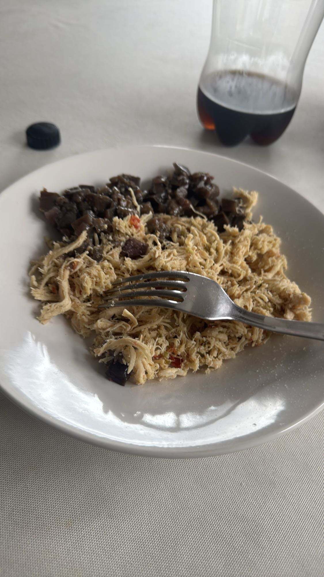 Frango desfiado com berinjela
