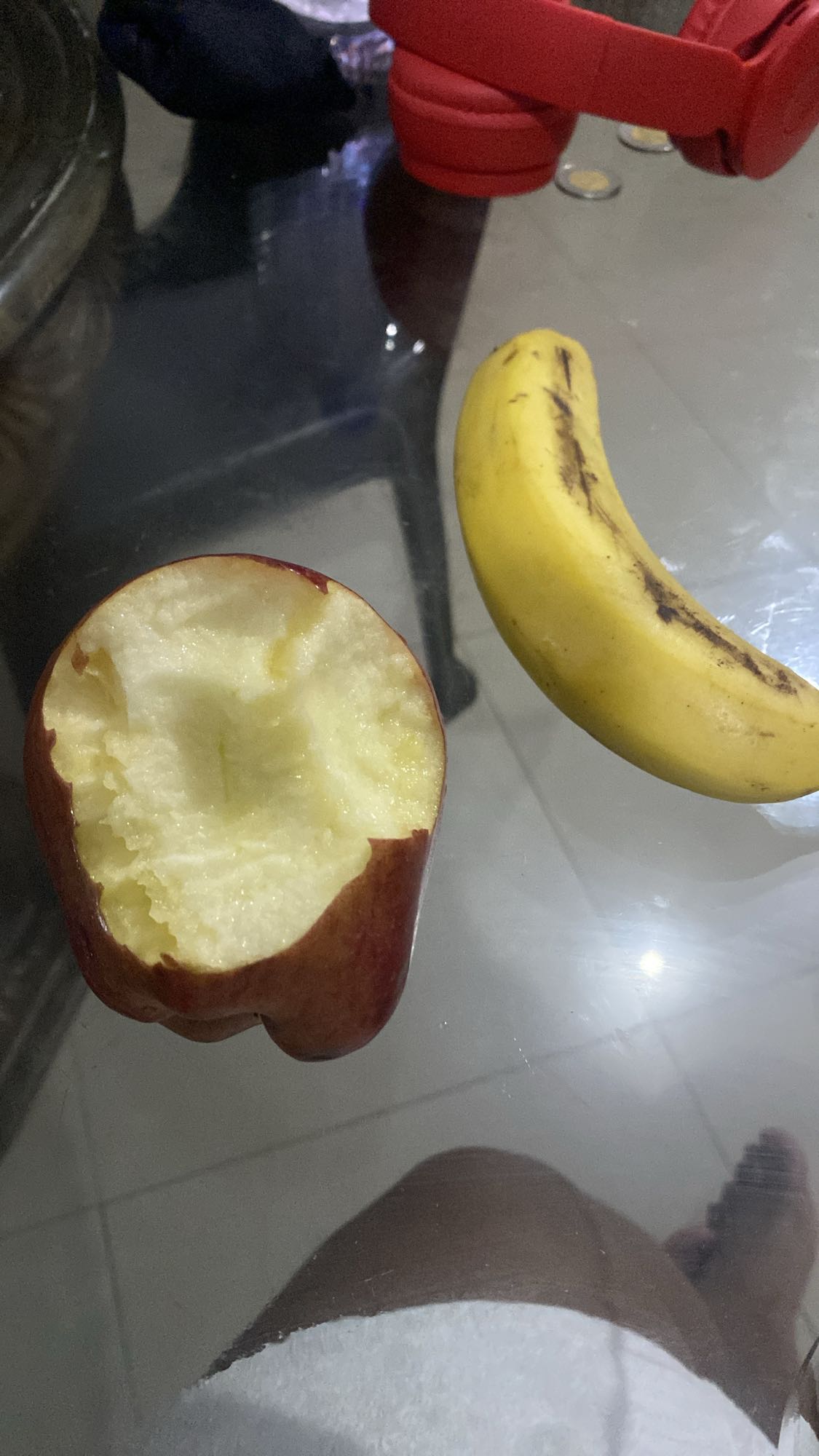 Manzana y plátano