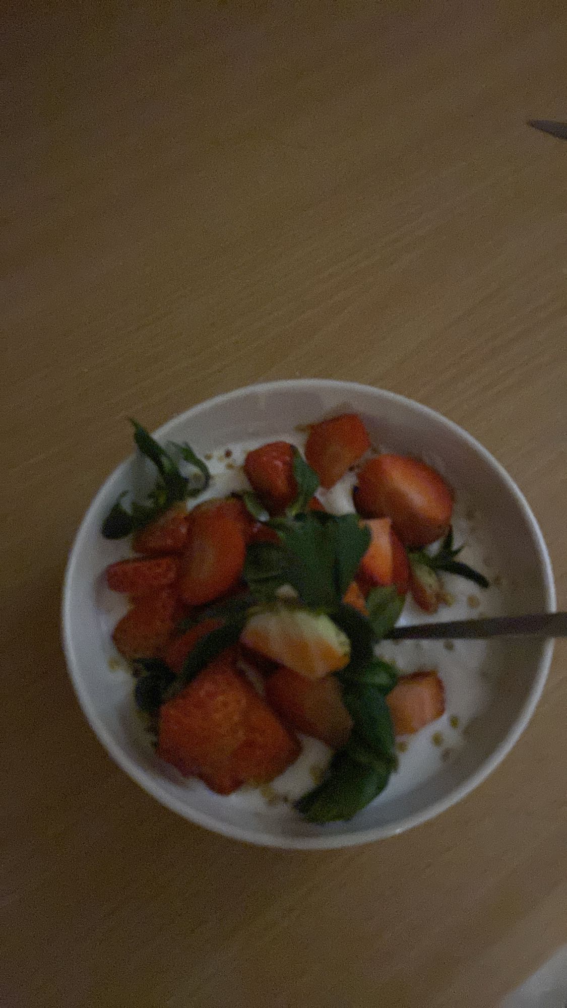 Jogurt z truskawkami