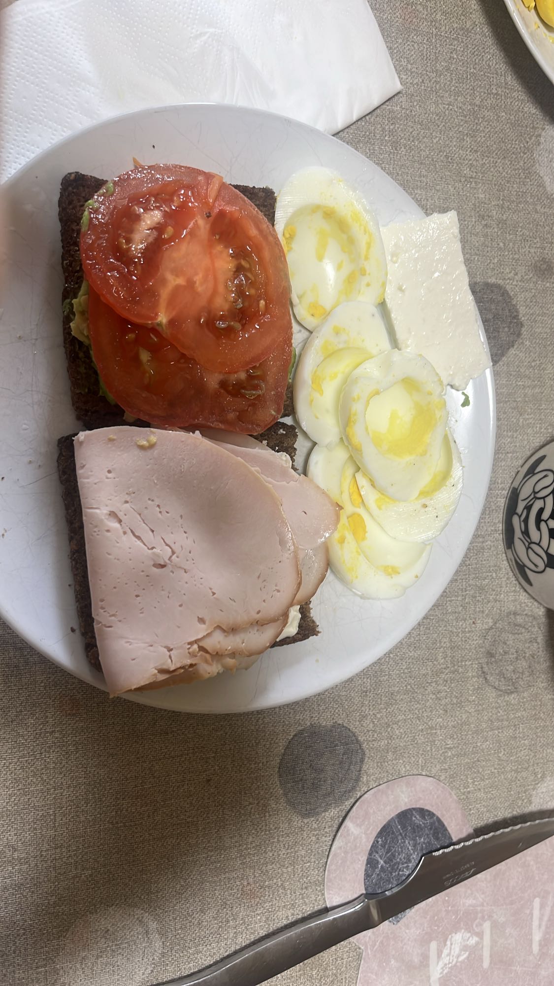 Desayuno con pan integral