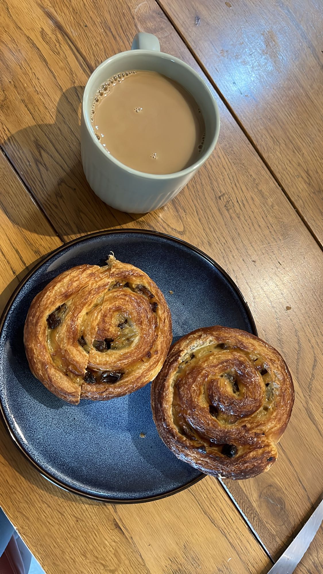 Pastry Swirls with Milk Tea