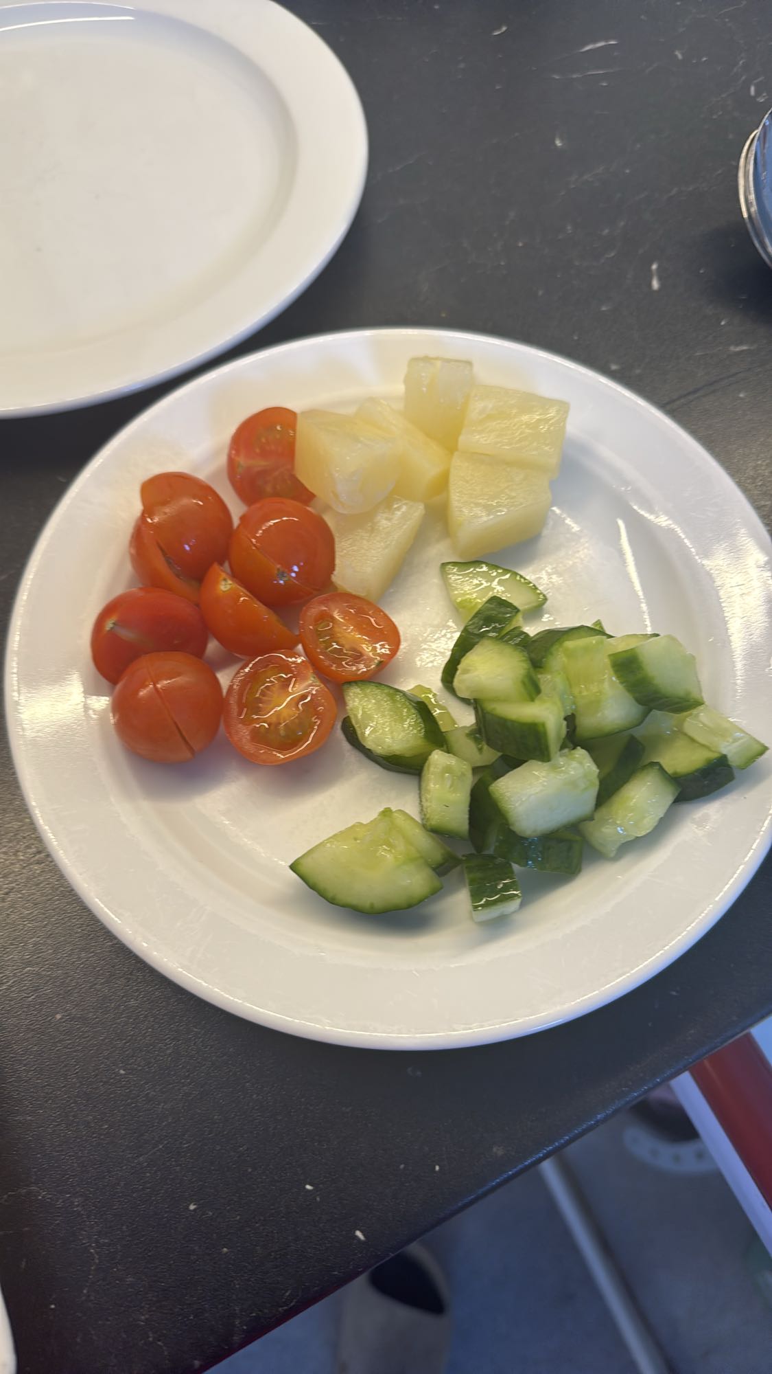 Grönsaks- och frukttallrik