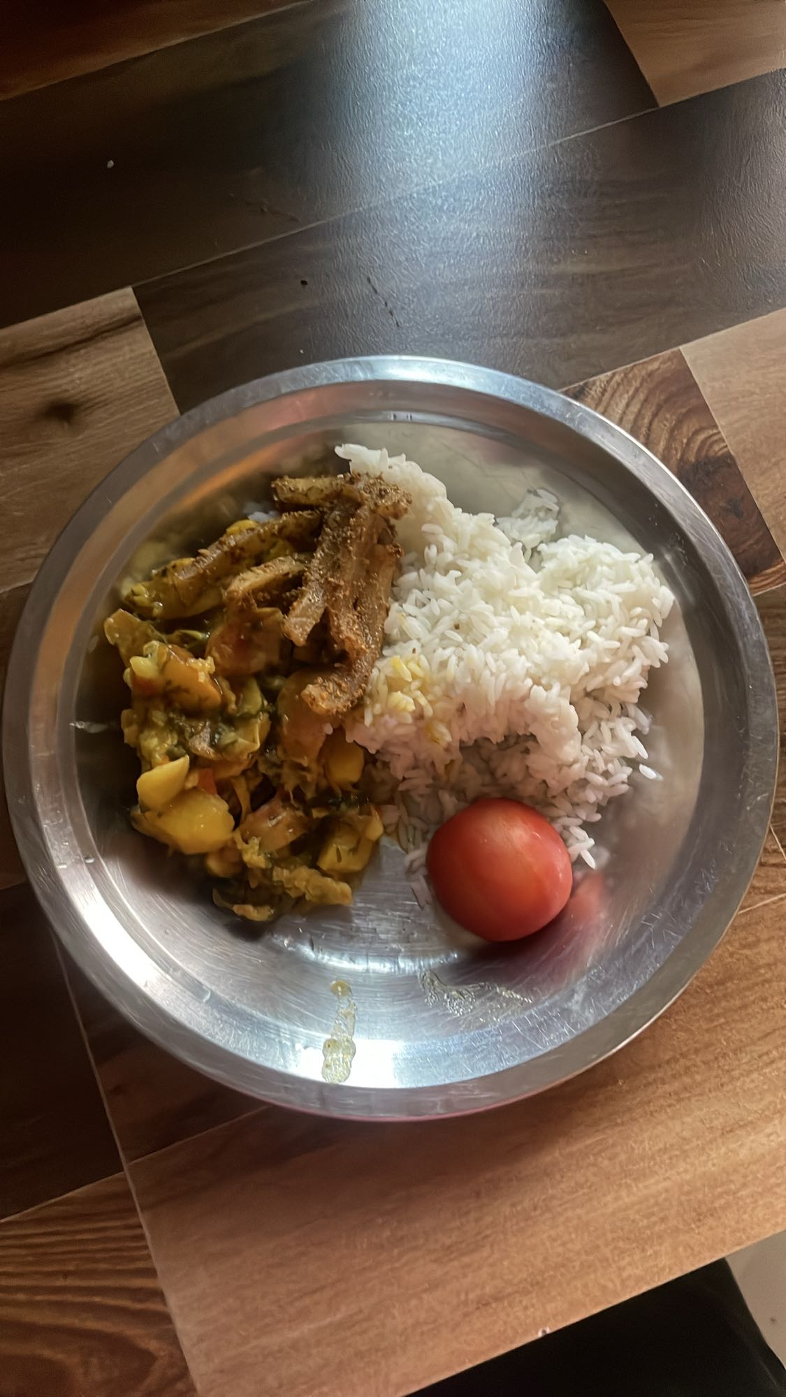 Rice, curry, tomato plate