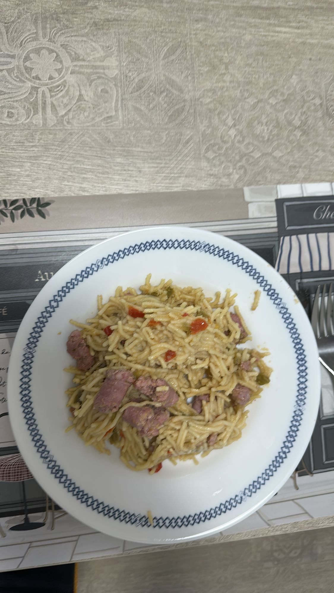 fideos con salchicha