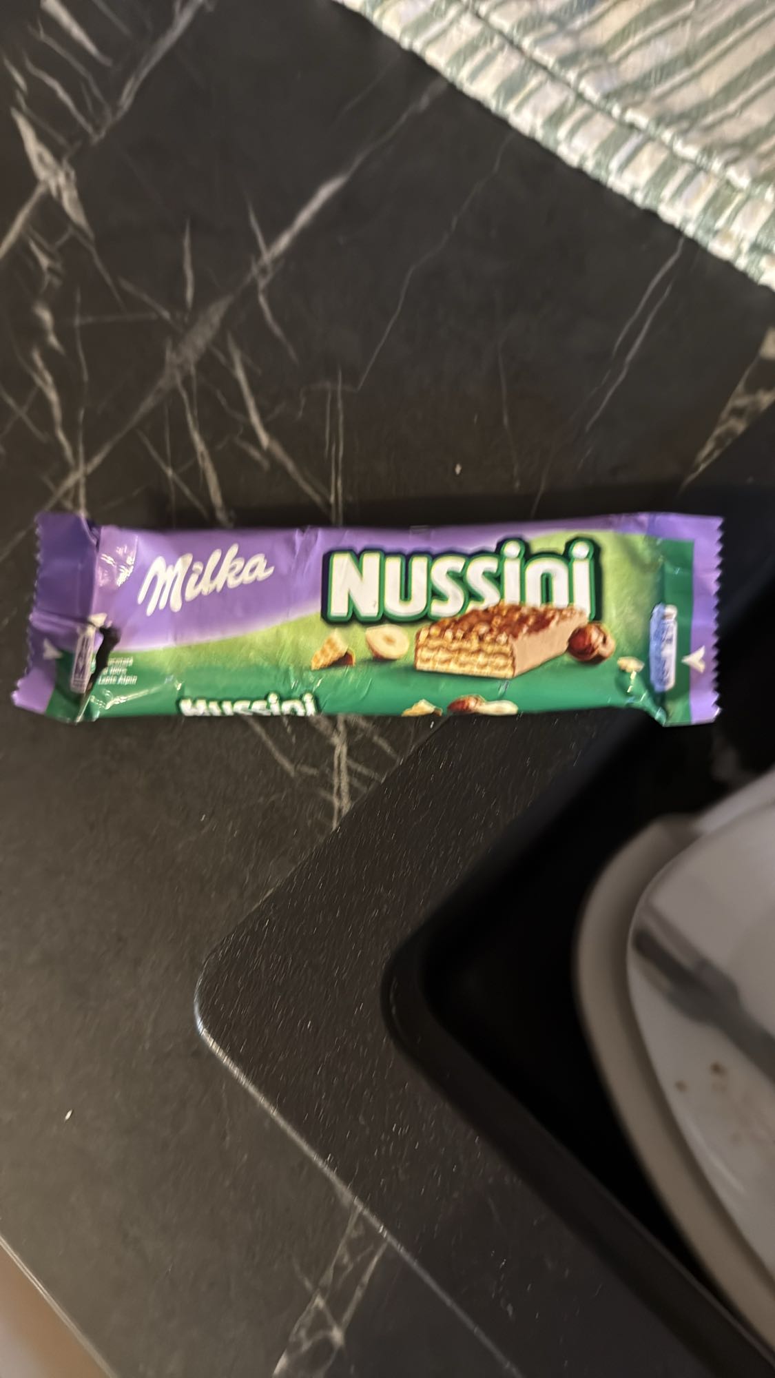 Milka Nussini Bar