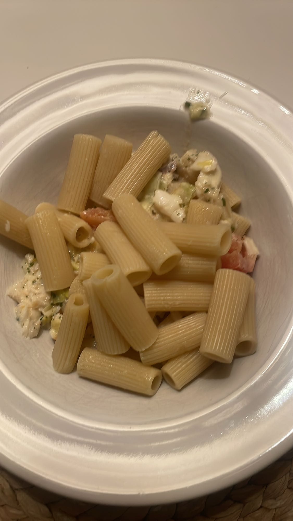 Pasta med grönsaker och ost