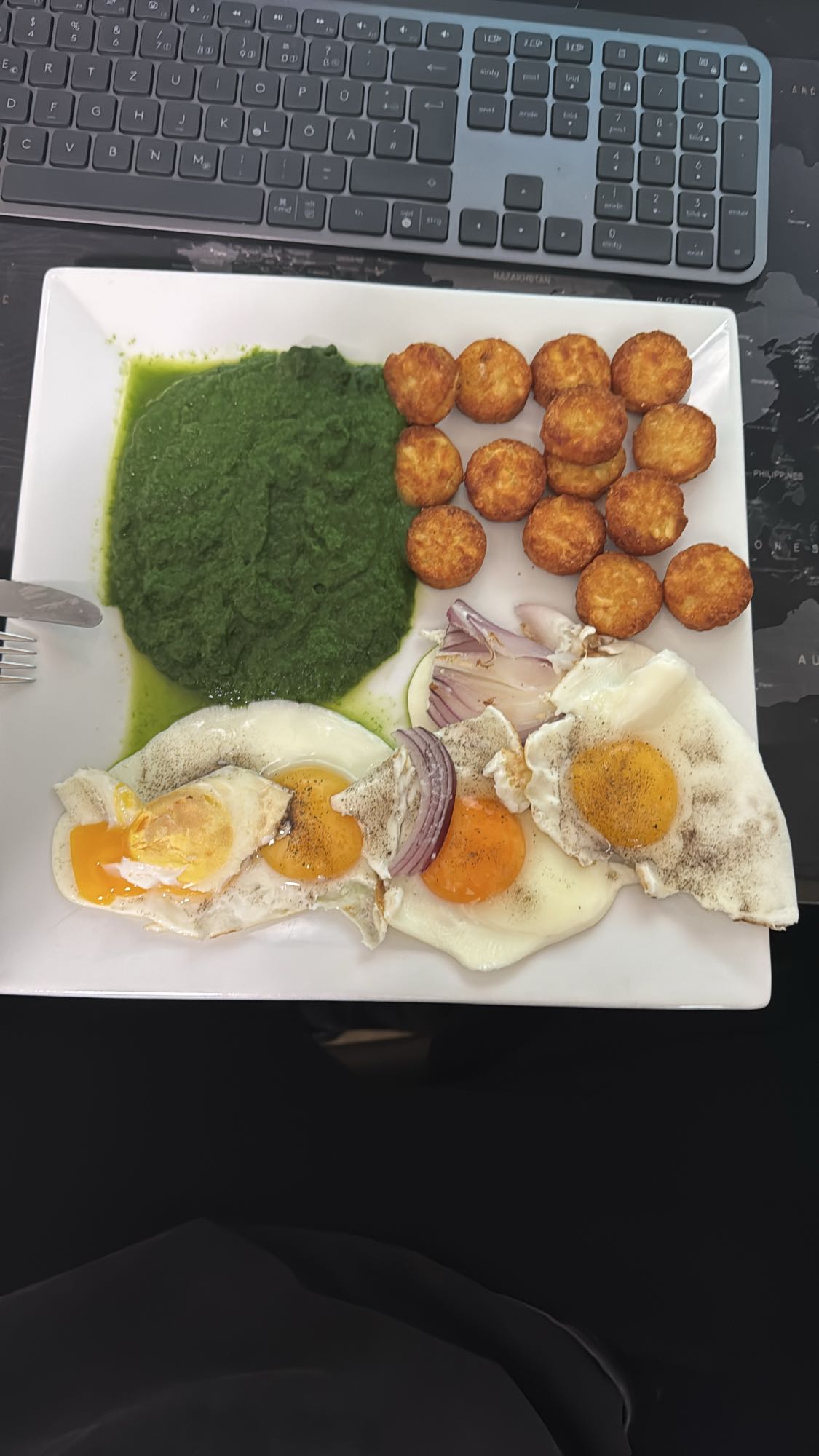 Spinat, Eier & Kartoffelbällchen
