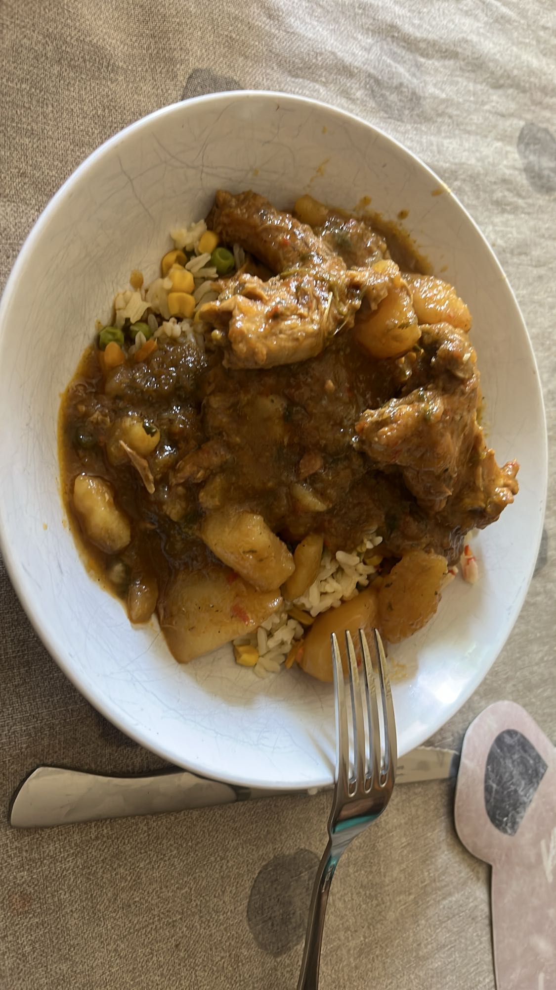 pollo guisado con arroz