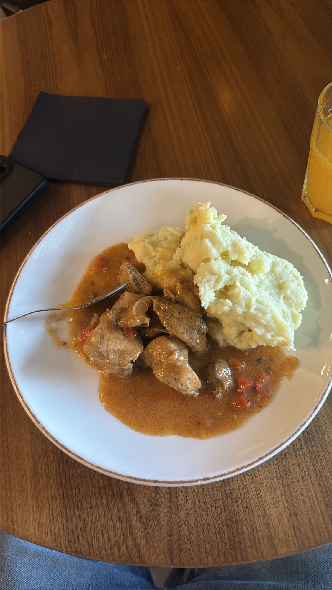 Chicken stew with mashed potatoes