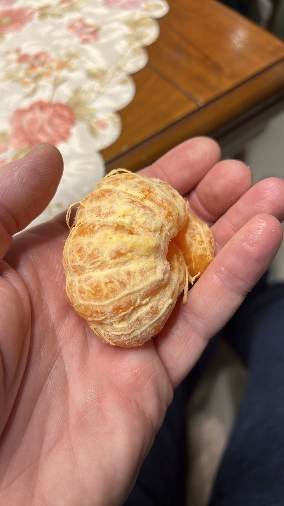 Mandarină decojită