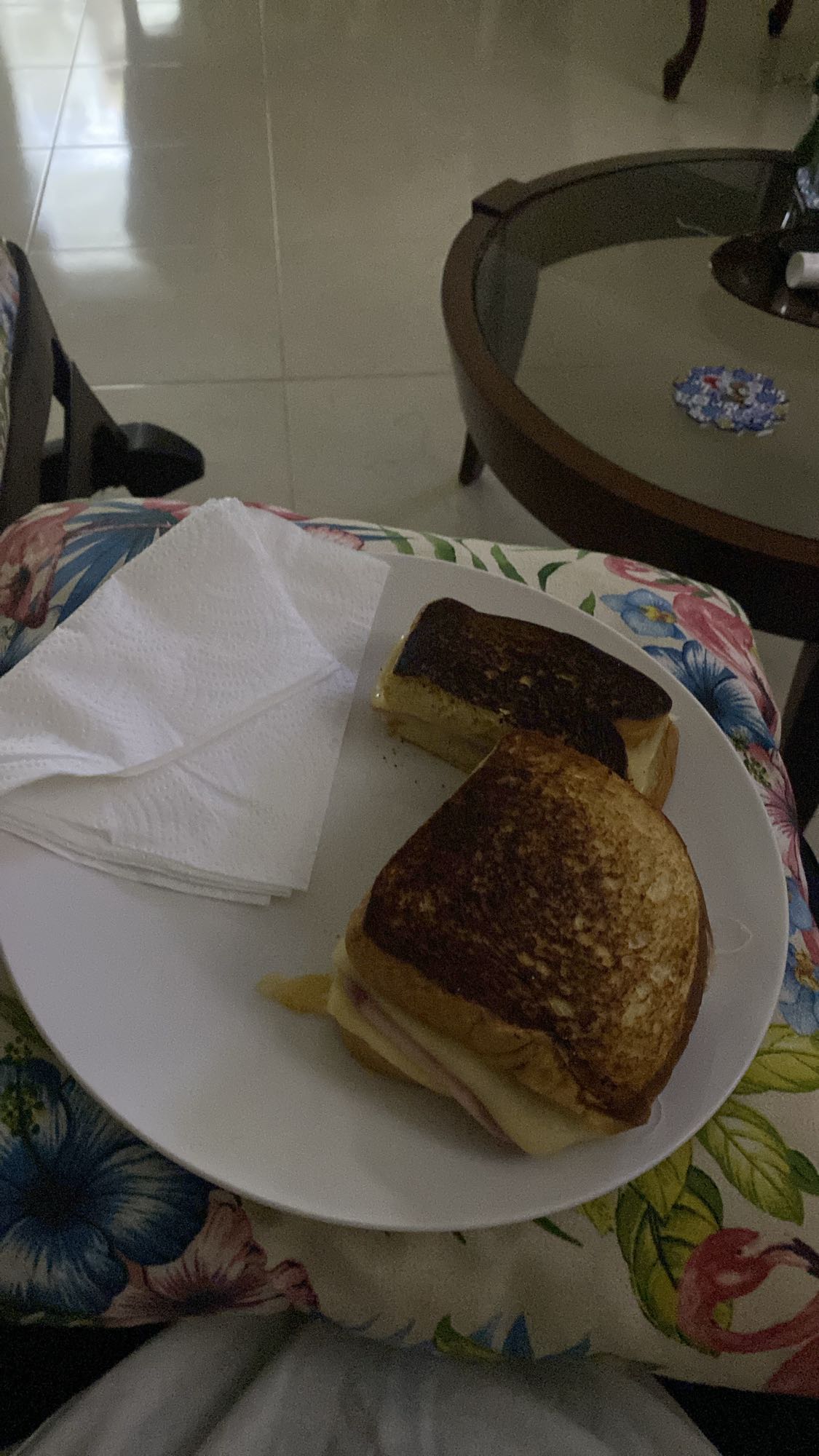 sándwich mixto a la plancha