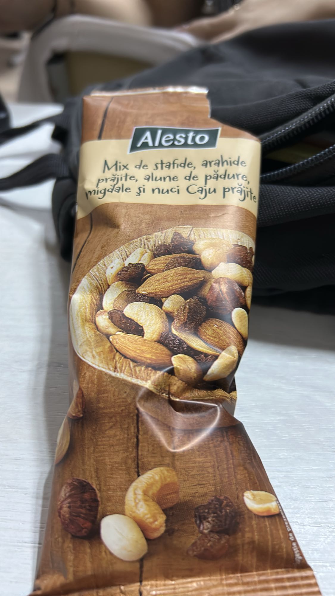 Mix de nuci și stafide