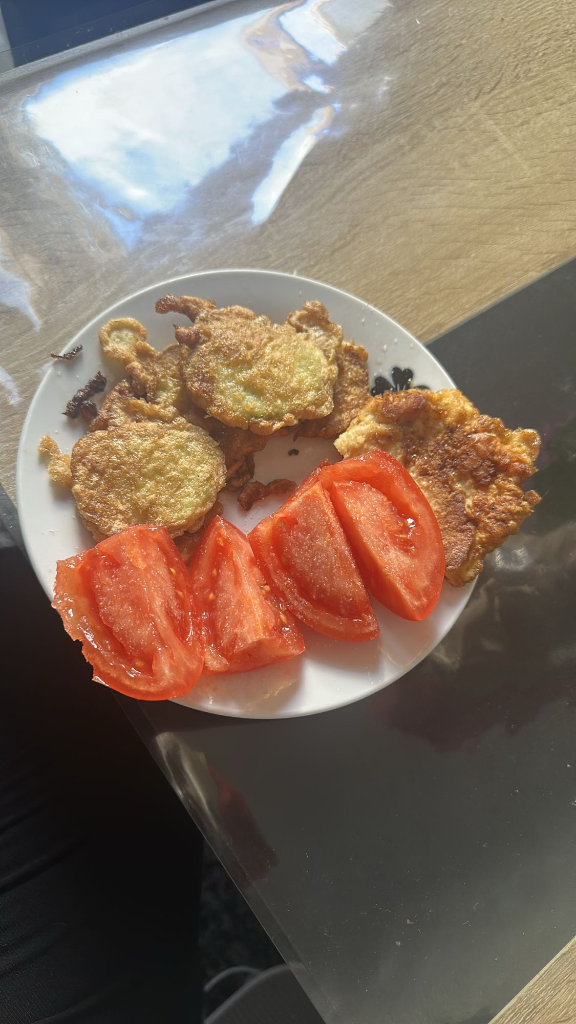 Dovlecei pane cu roșii