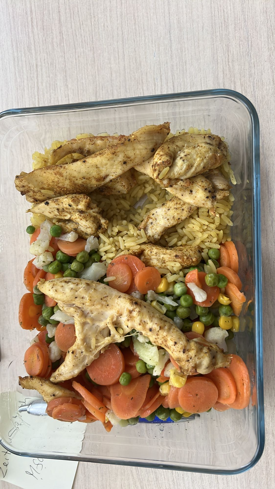 Kurczak z ryżem i warzywami