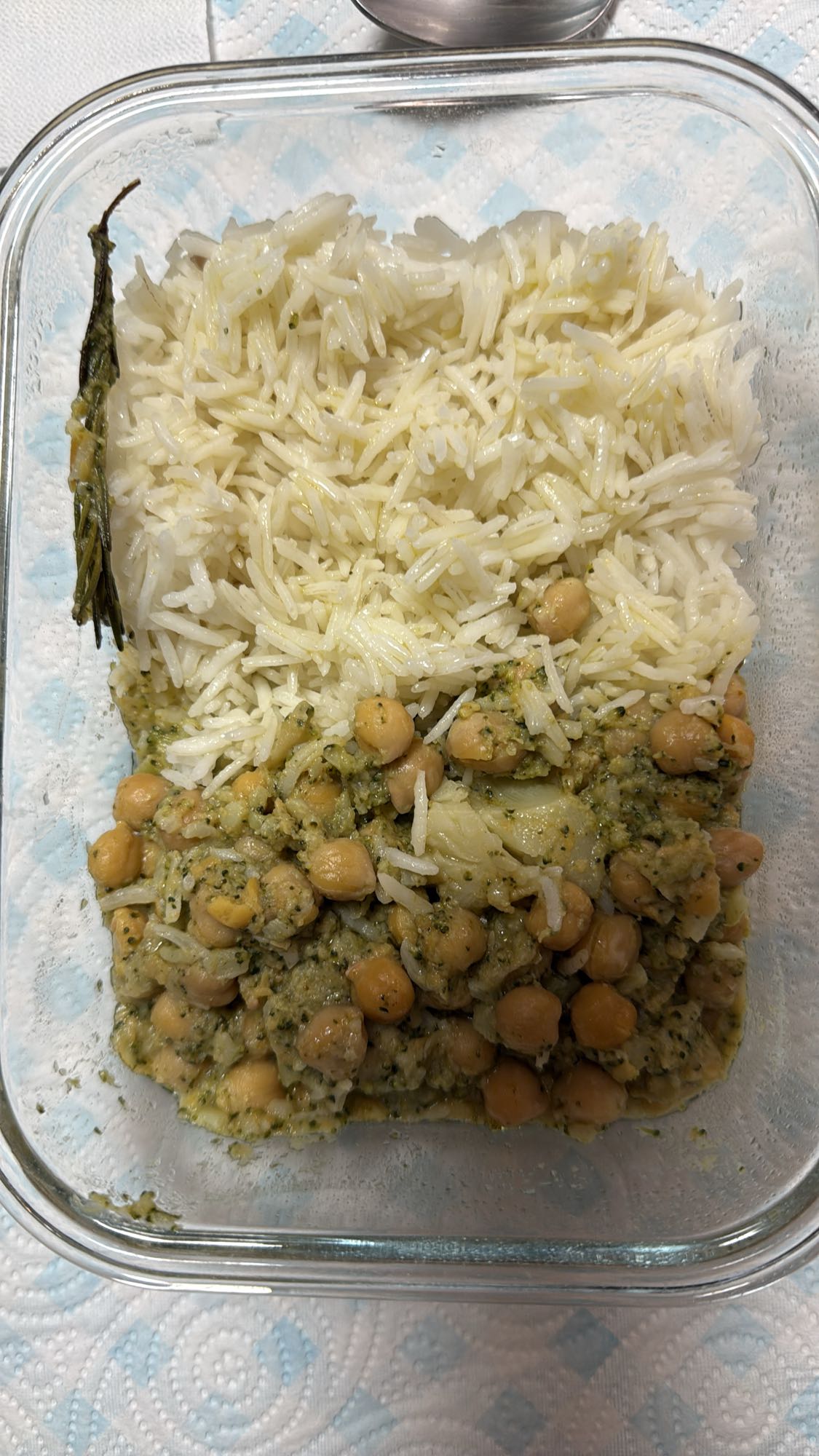 Pirinç ve nohut yemeği