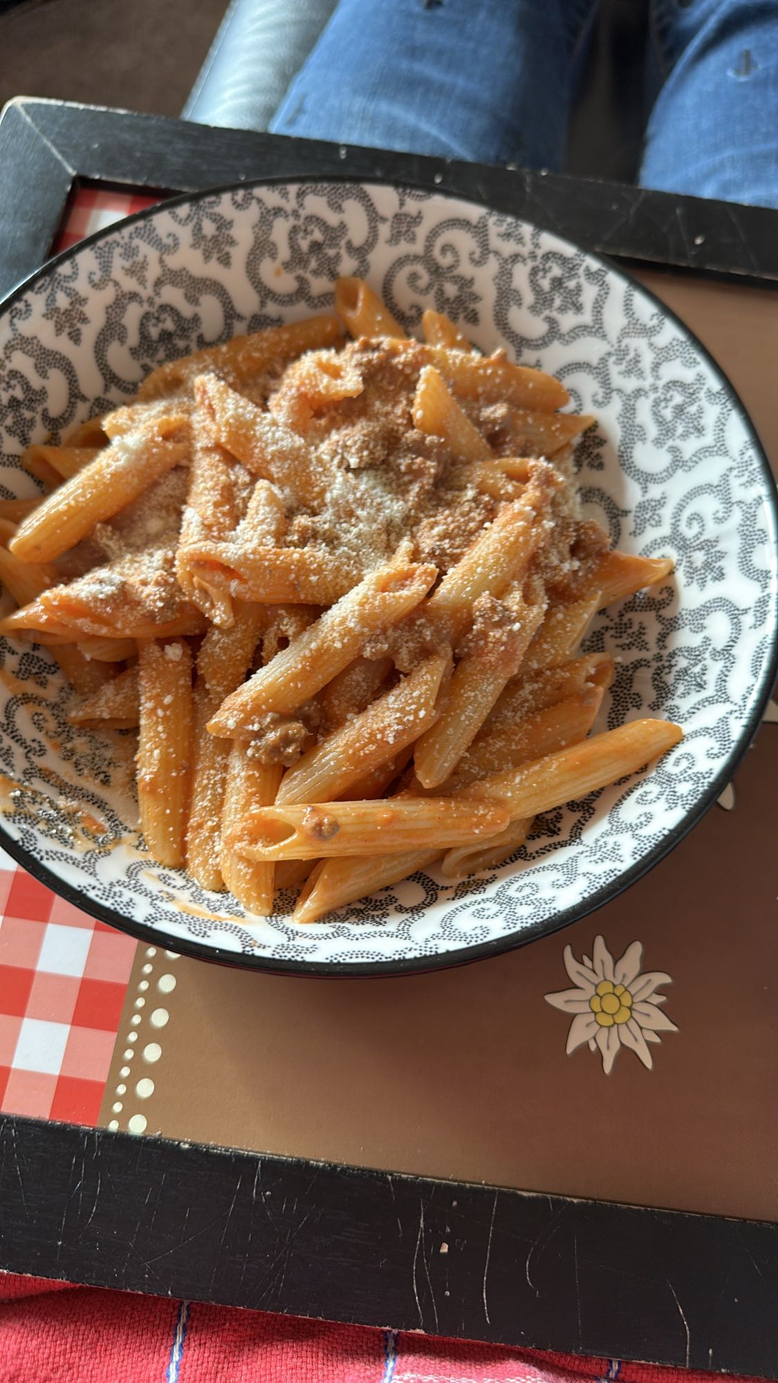 Penne mit Tomatensauce