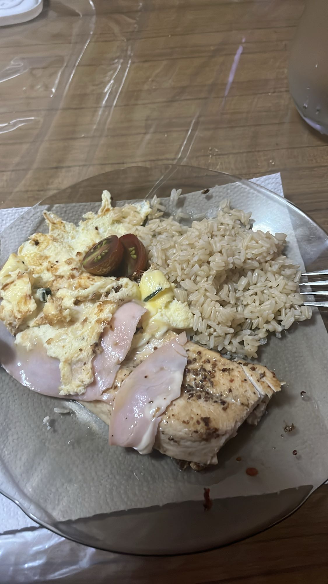 Pollo, arroz y omelette
