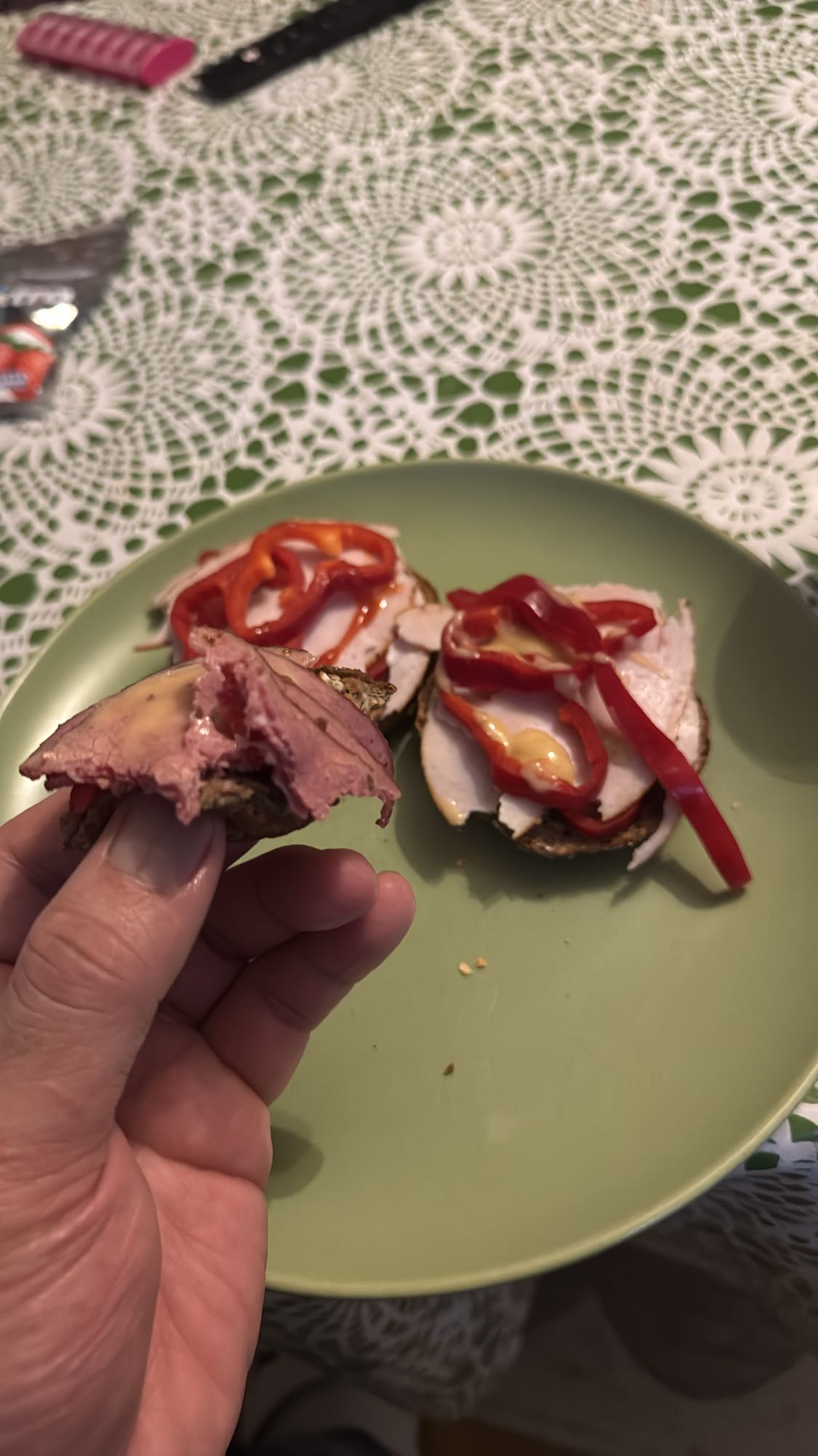 Smörgås med kött & paprika