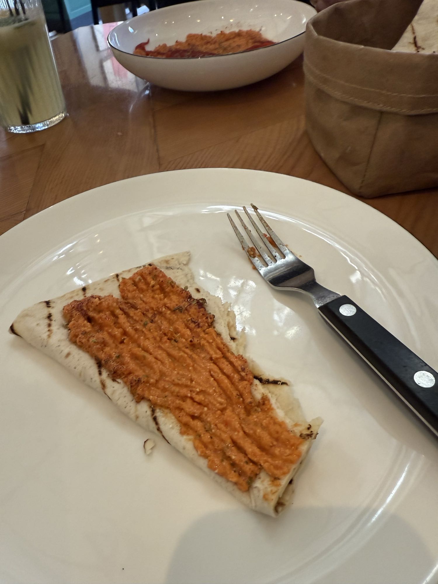 Lipie cu pastă de ardei