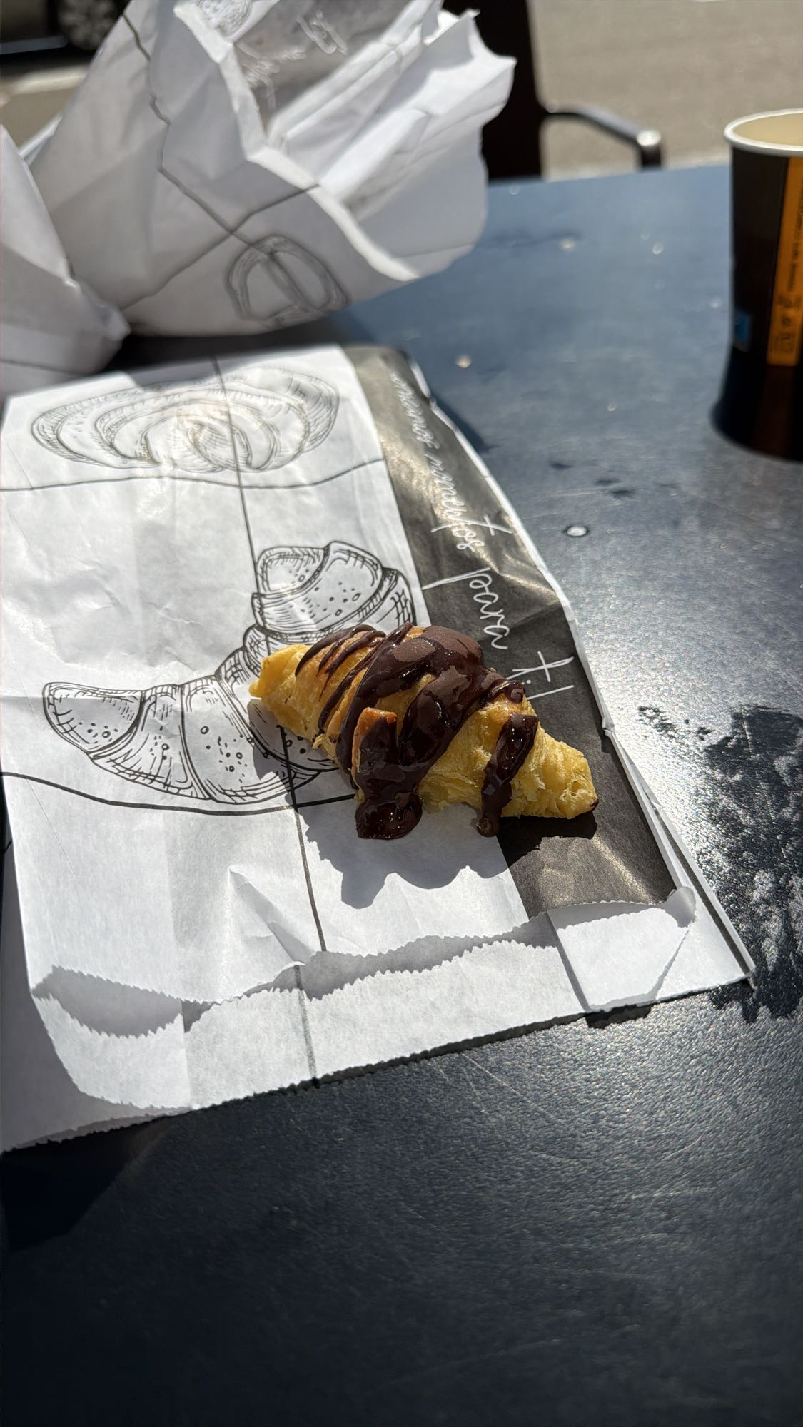 Mini croissant cu ciocolată
