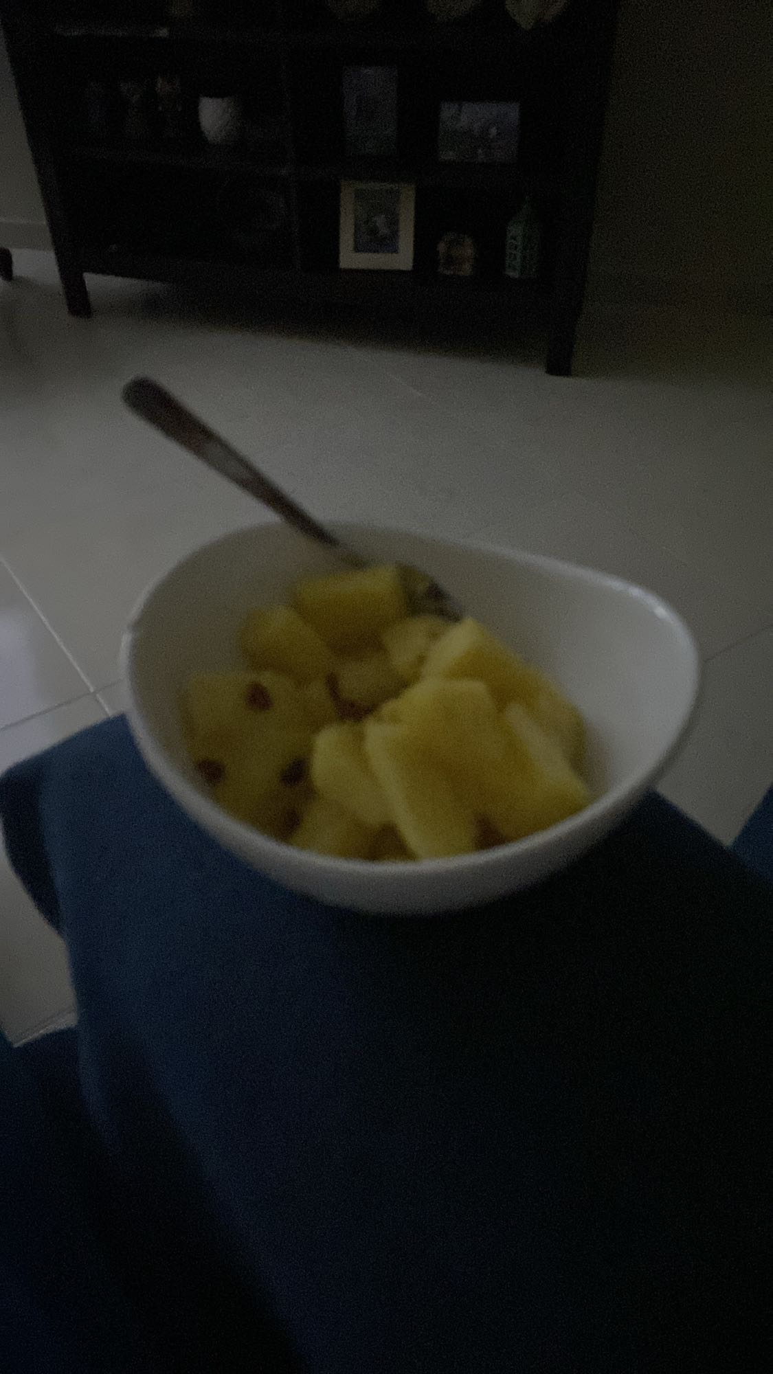 piña fresca en trozos