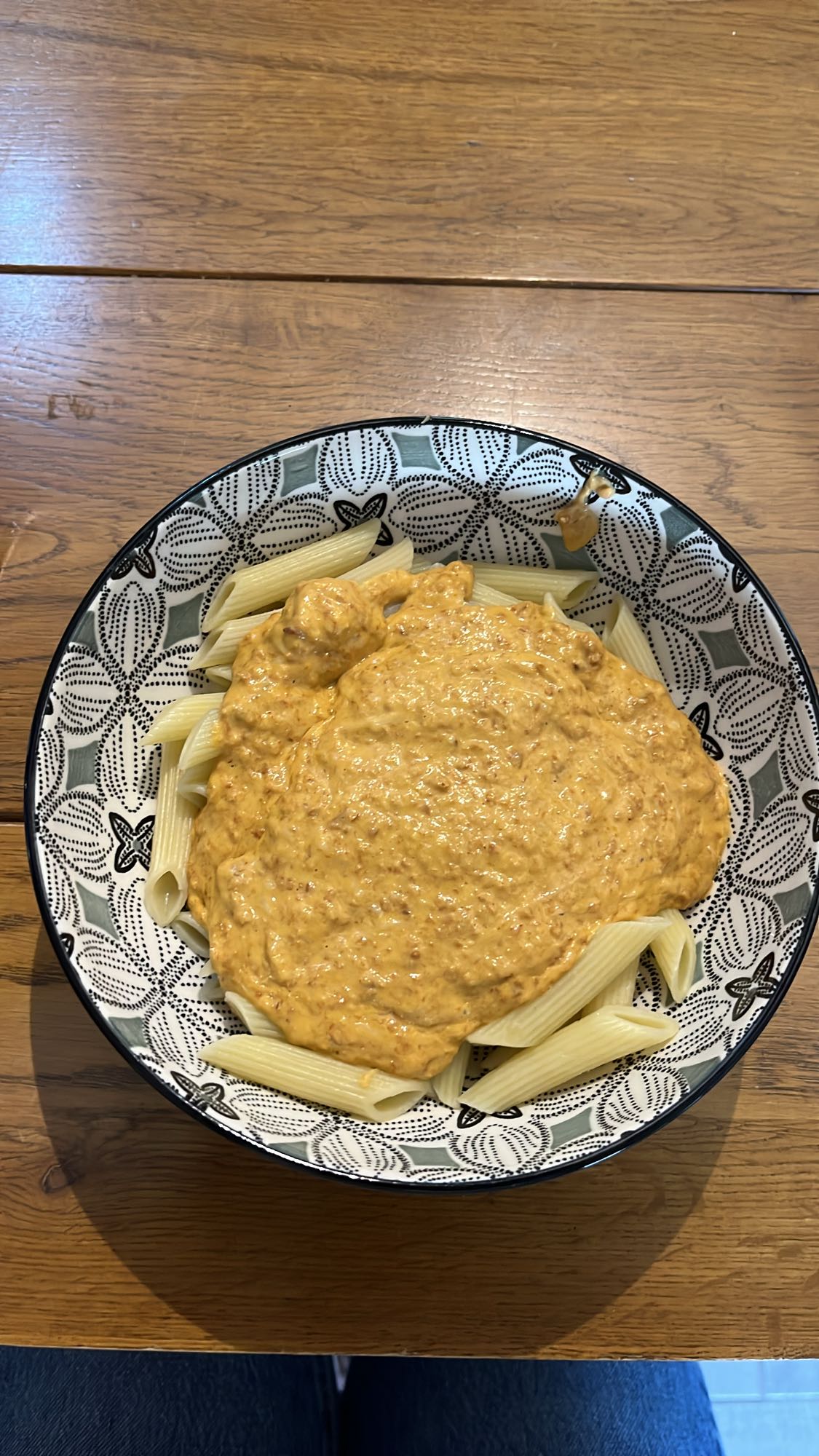 Penne with creamy meat sauce