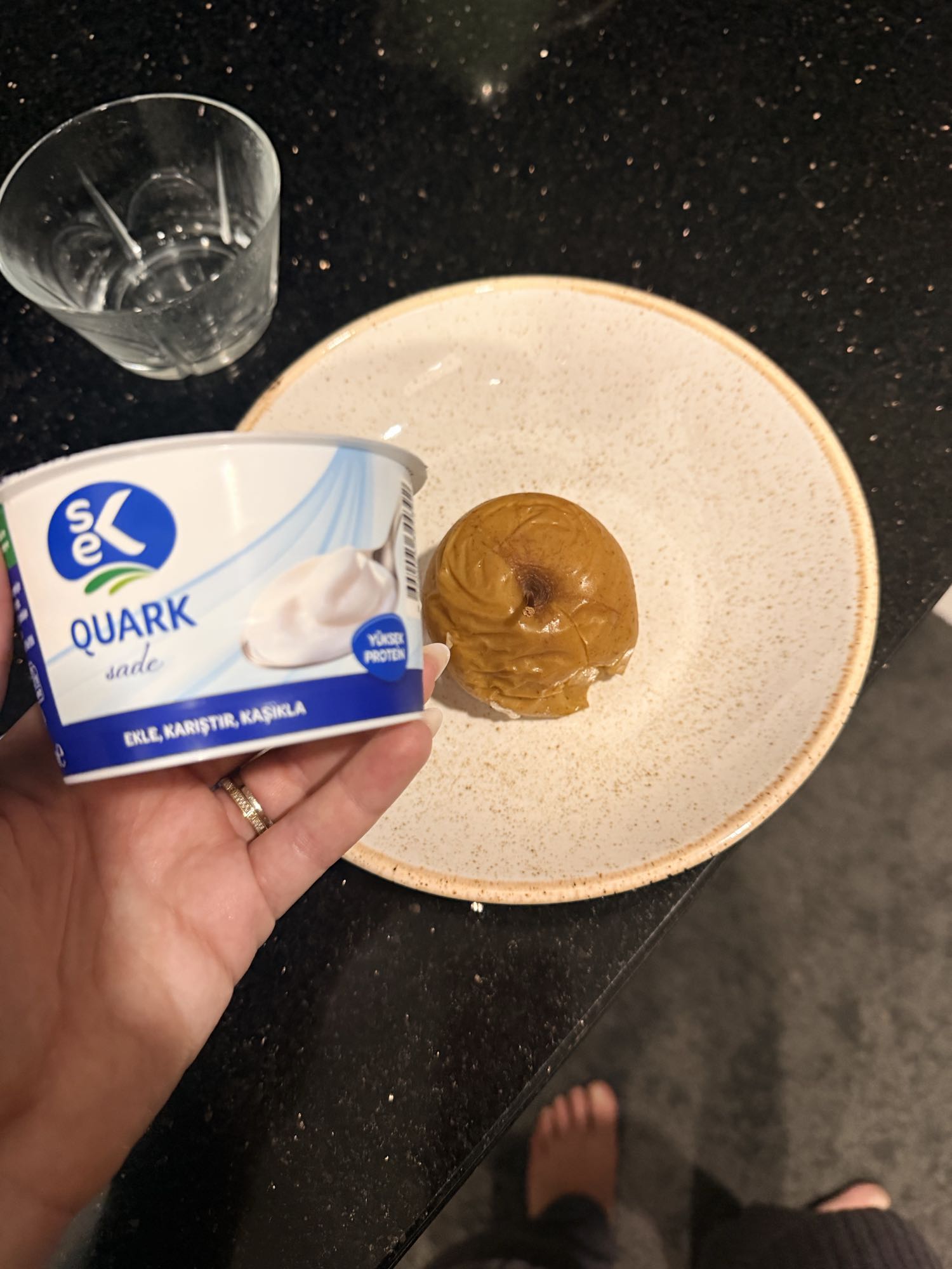 творог с печёным яблоком