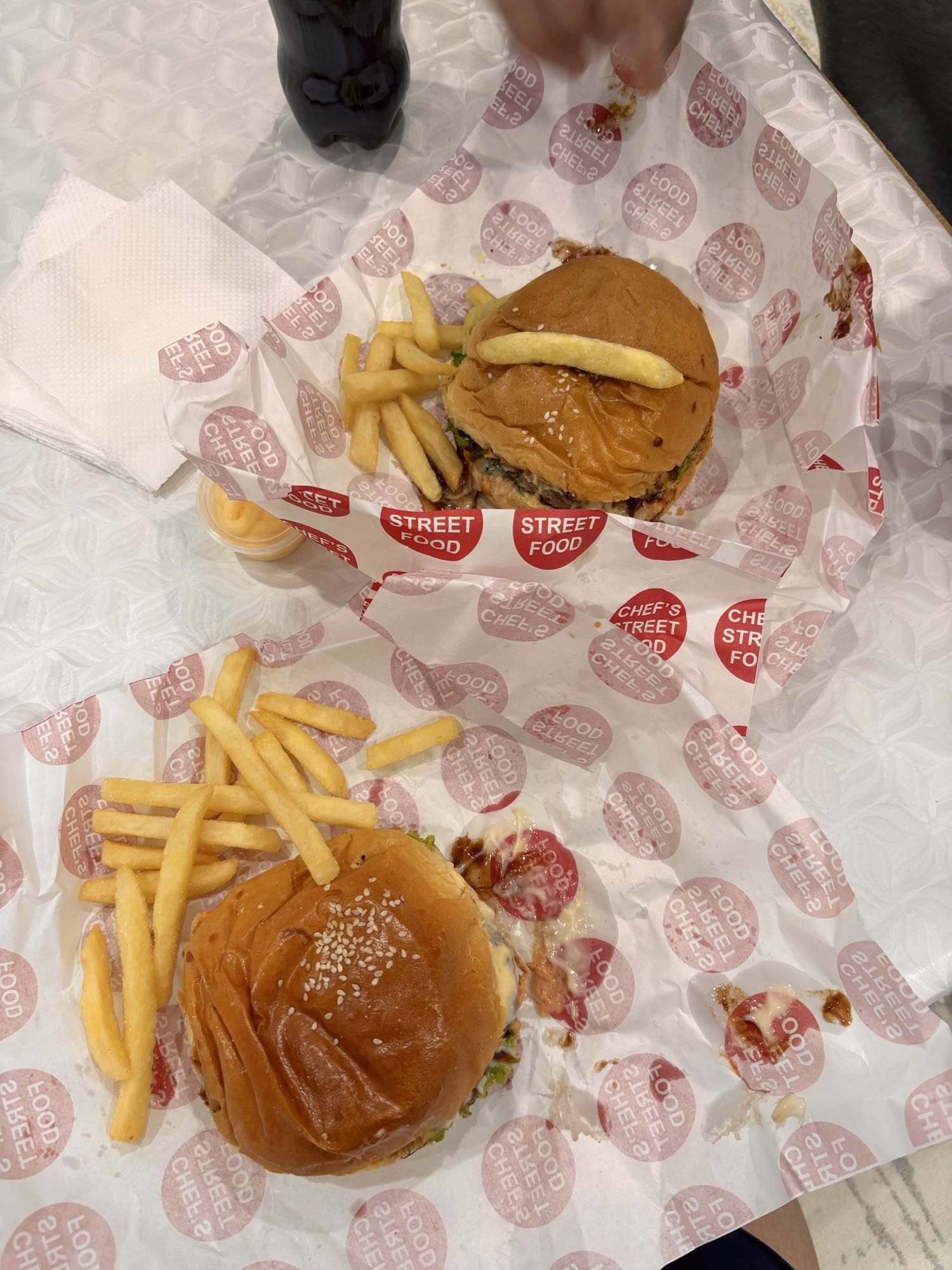 Бургеры с картофелем фри